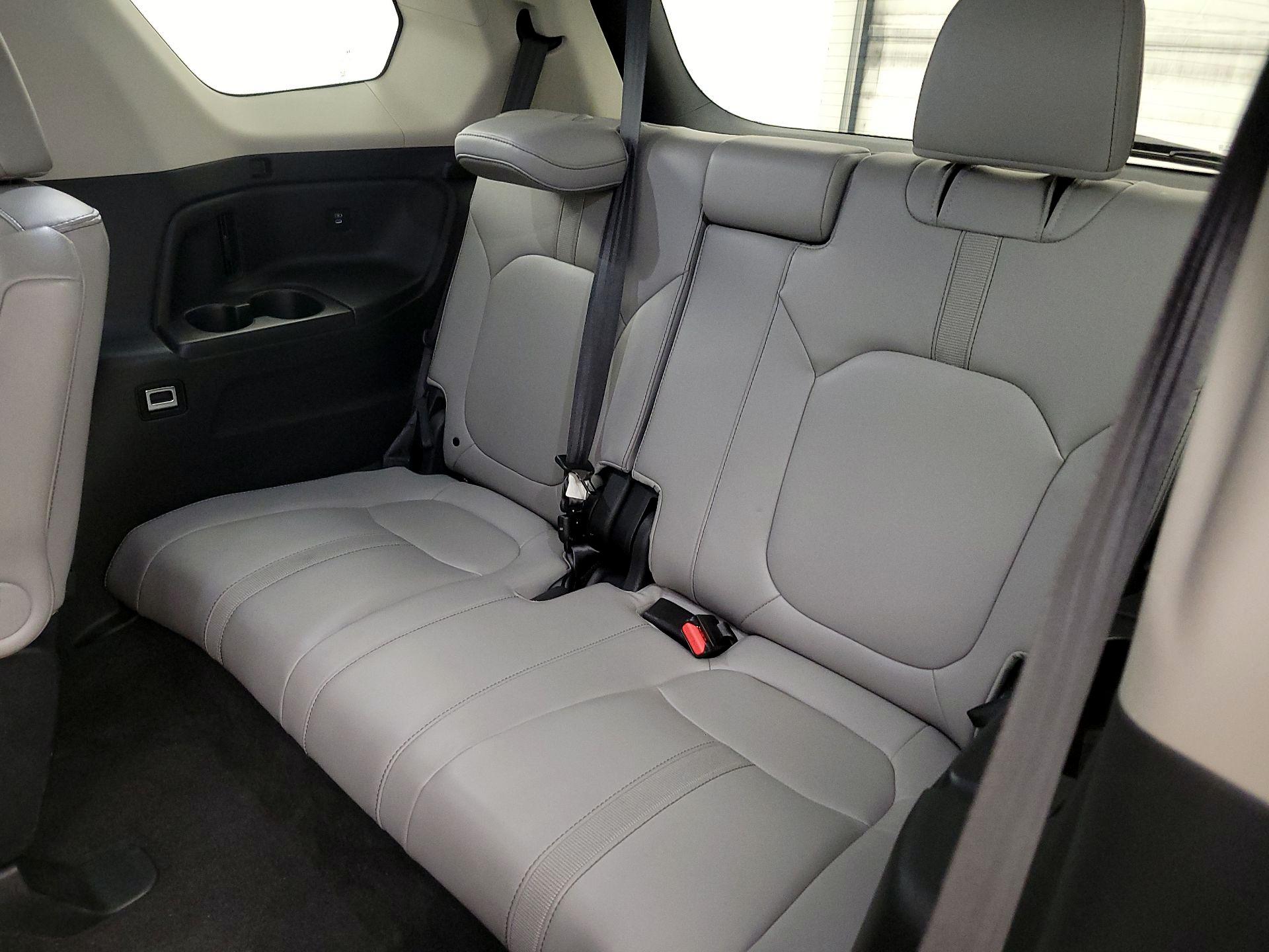 Thumbnail: 2024 Honda Pilot - 20