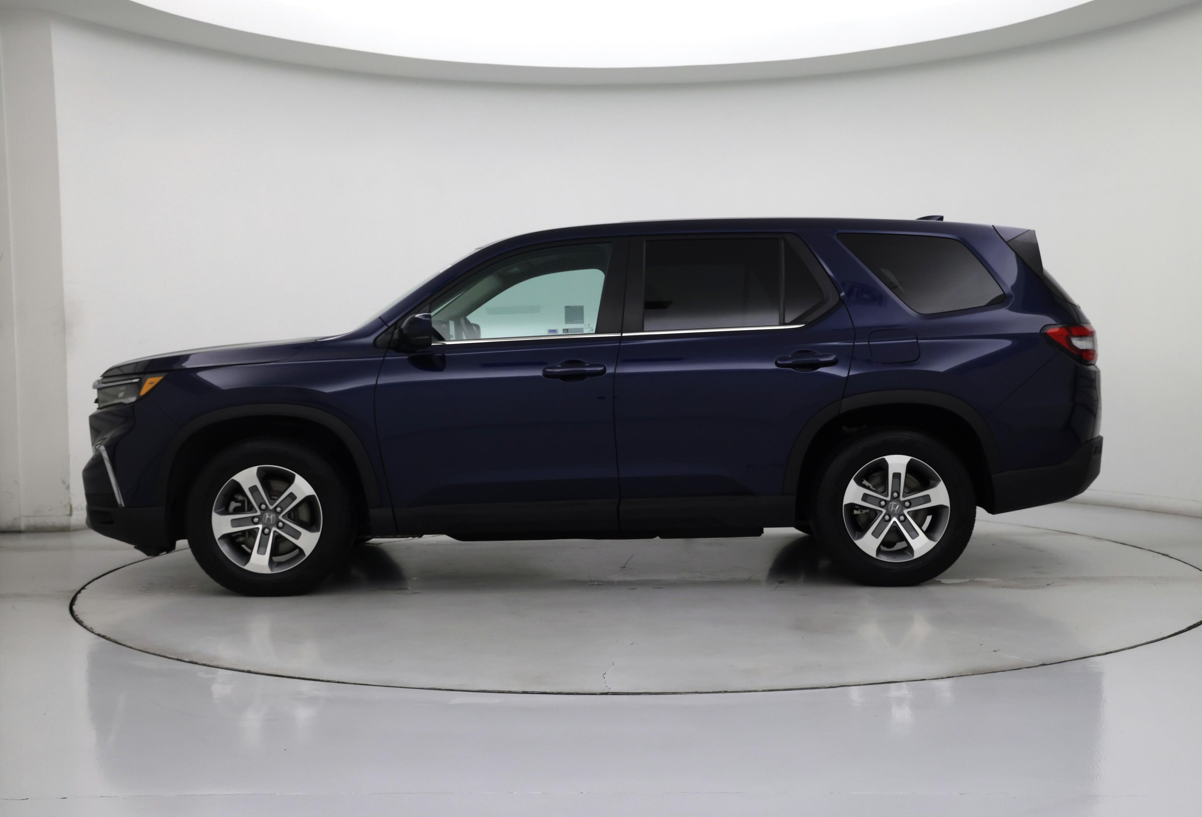 Thumbnail: 2024 Honda Pilot - 3