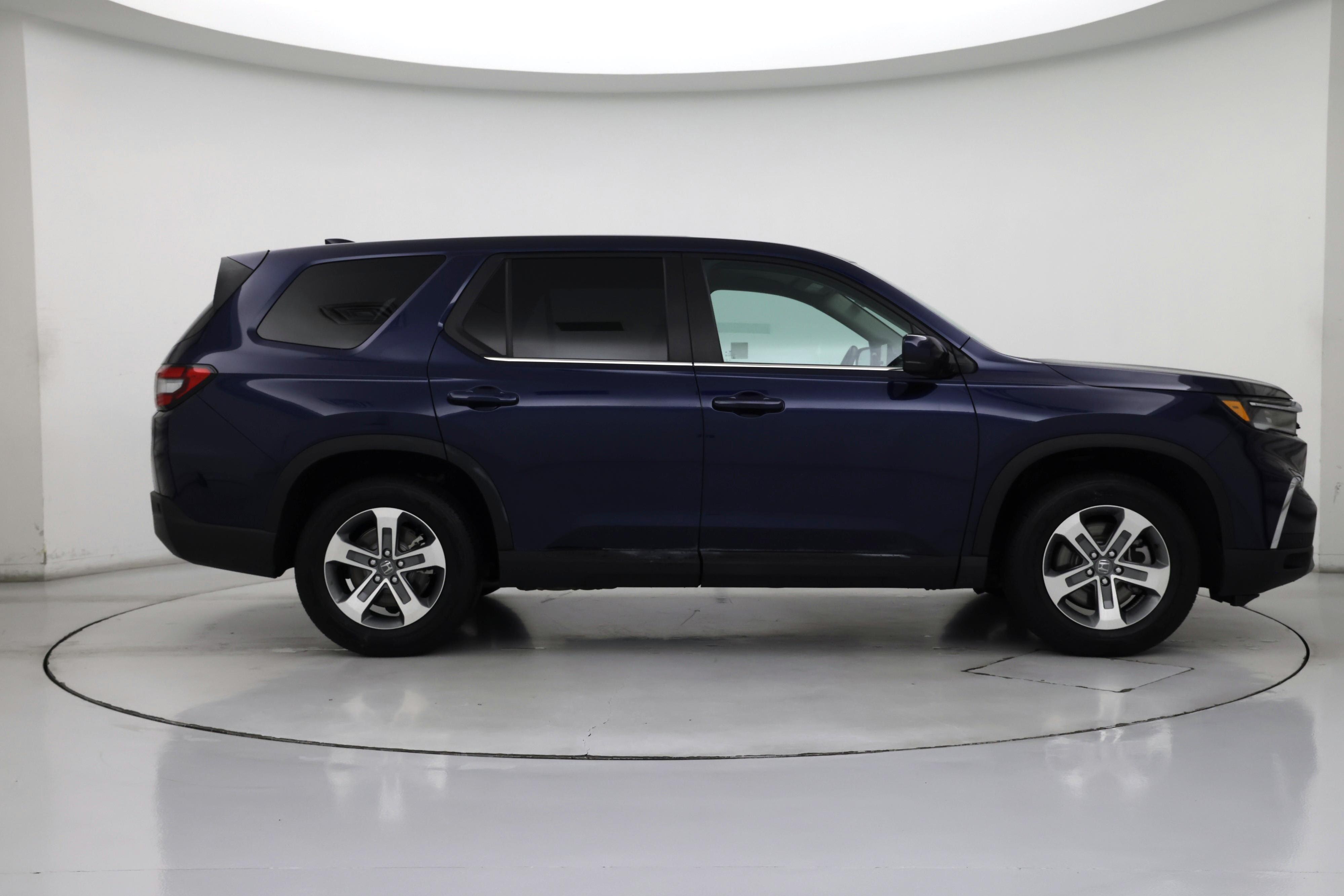 Thumbnail: 2024 Honda Pilot - 7