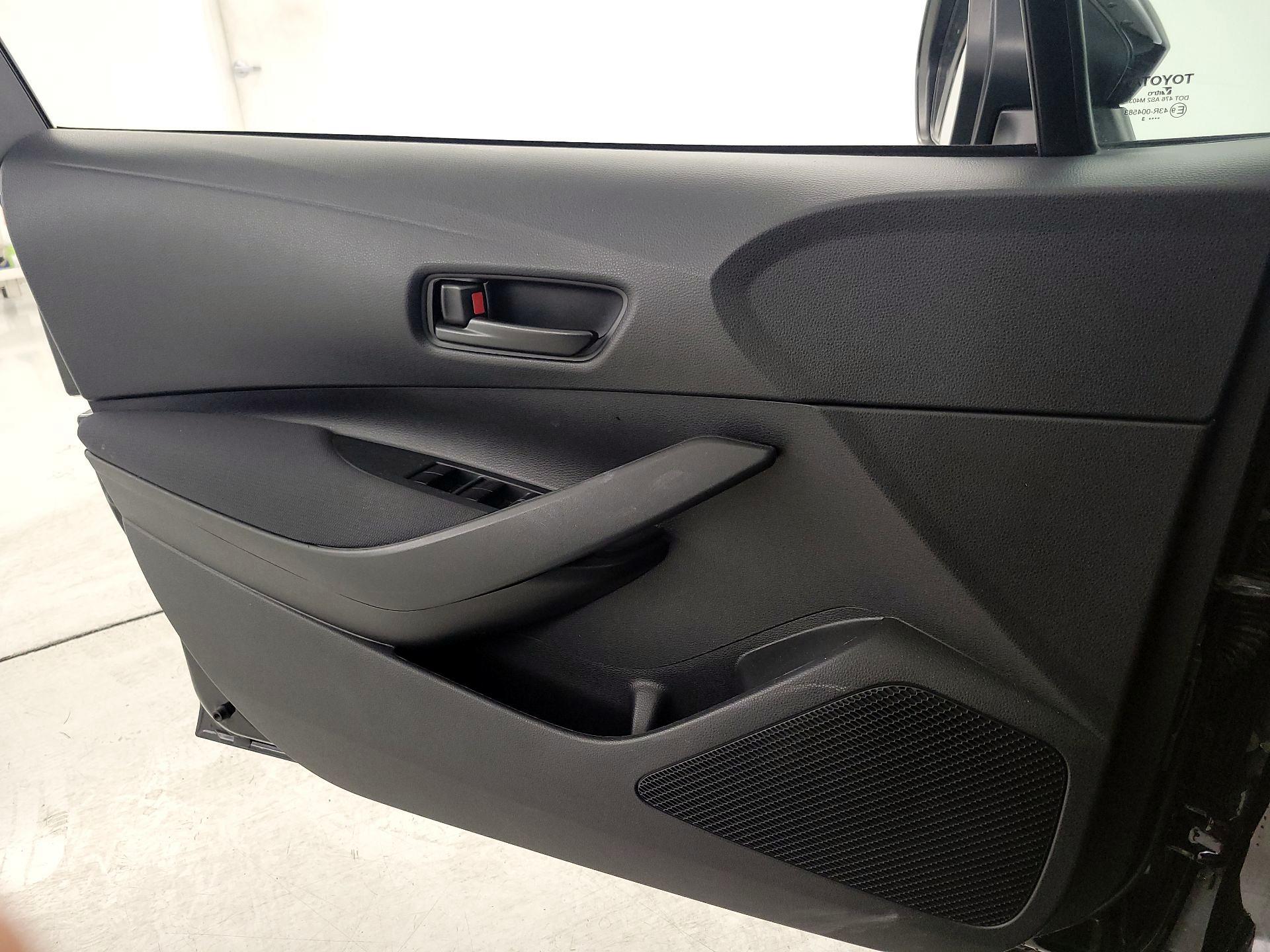 Thumbnail: 2023 Toyota Corolla - 12