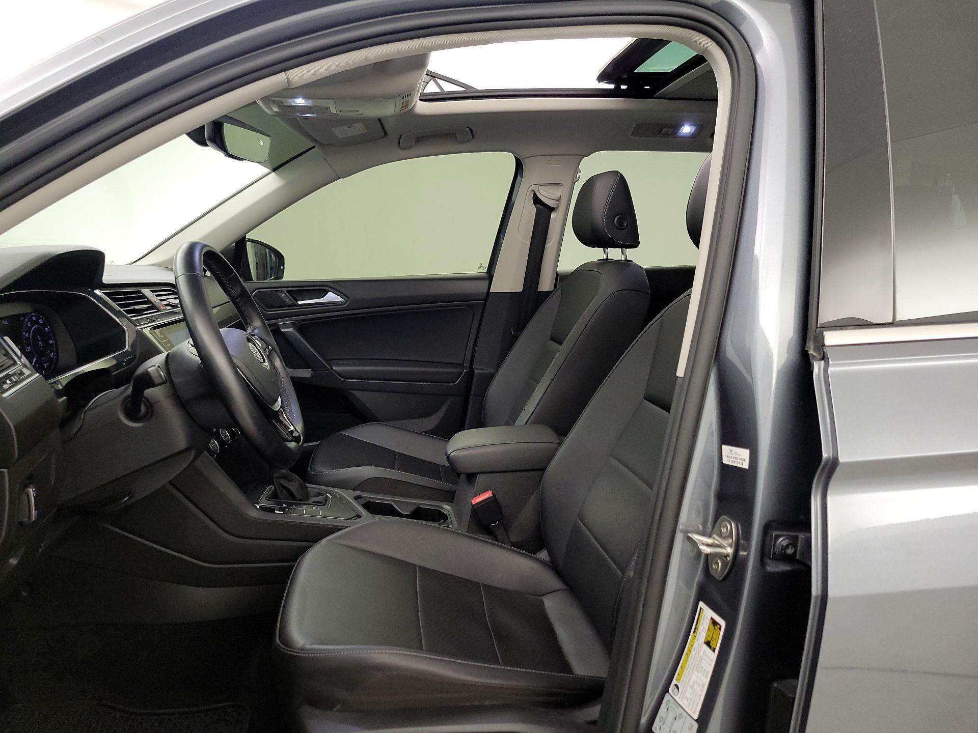 Thumbnail: 2019 Volkswagen Tiguan - 11