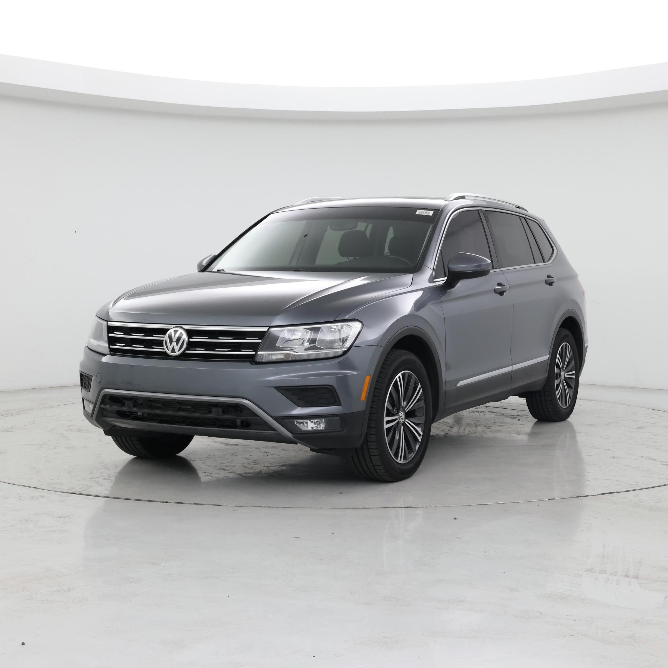 Thumbnail: 2019 Volkswagen Tiguan - 4