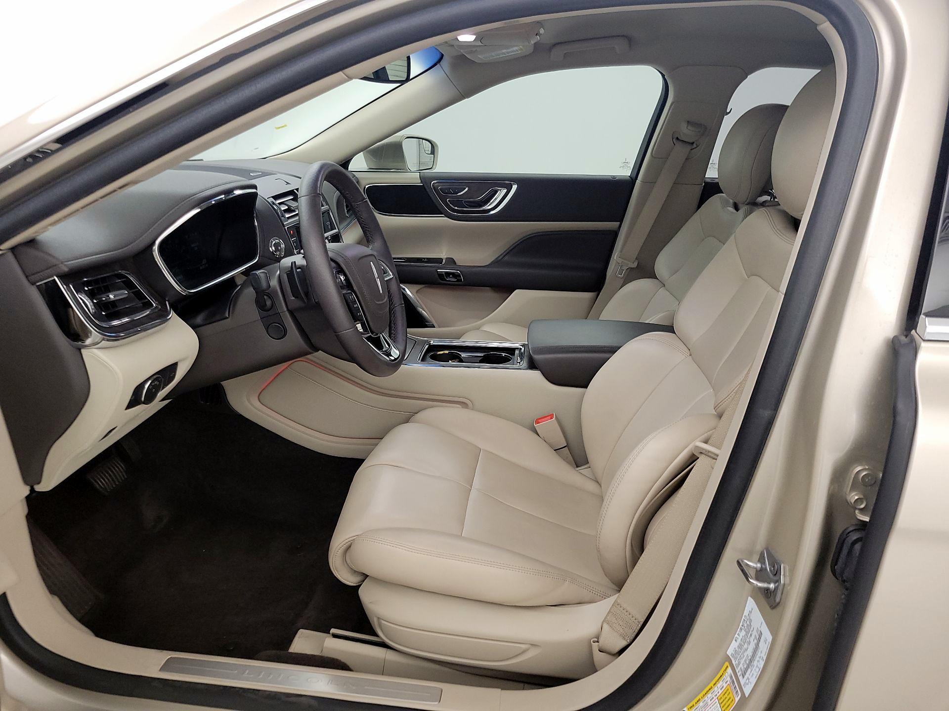 Thumbnail: 2017 Lincoln Continental - 11