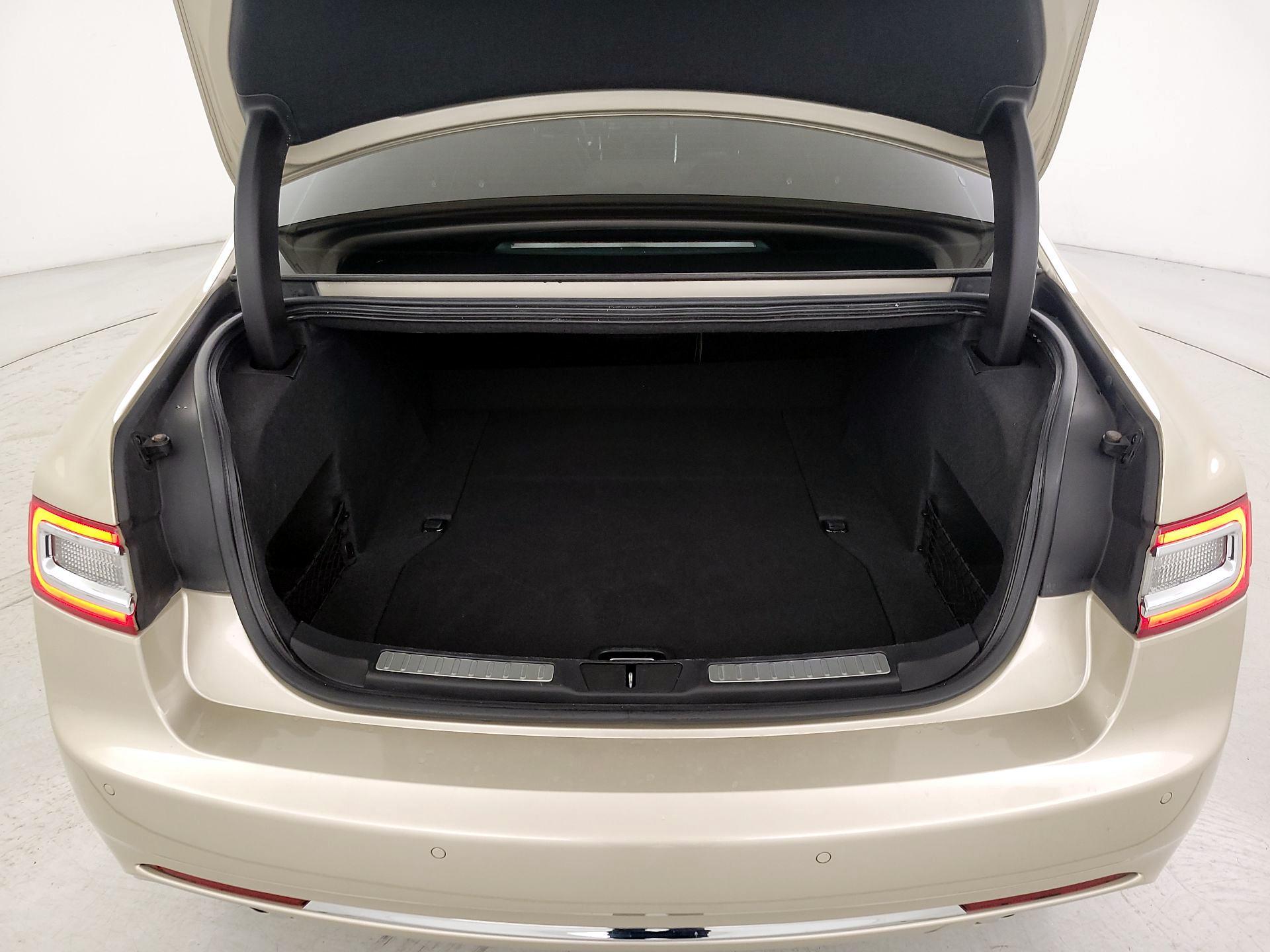 Thumbnail: 2017 Lincoln Continental - 20