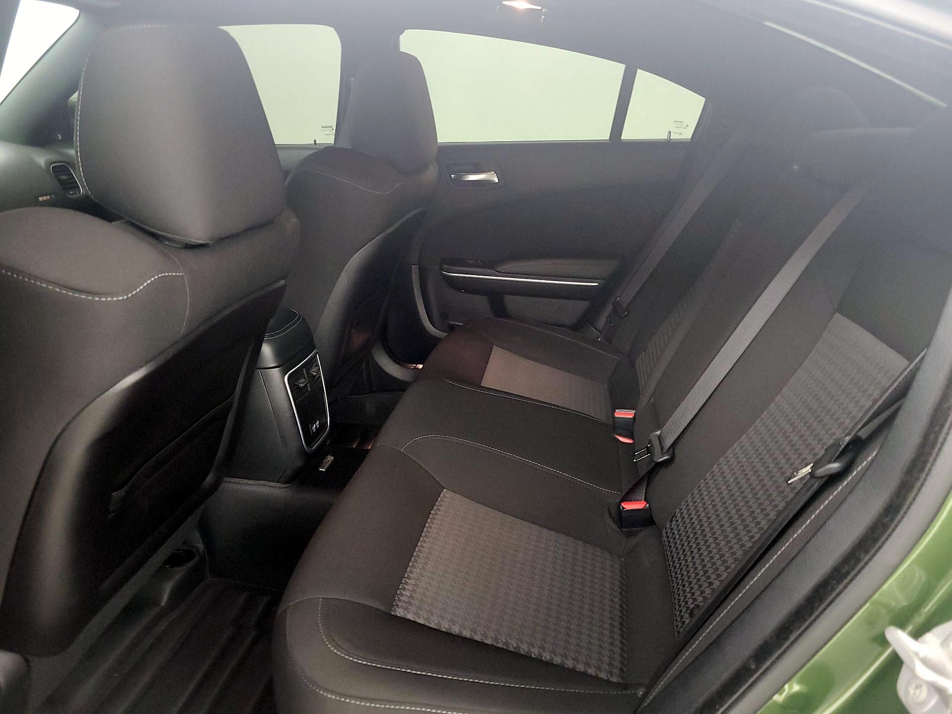 Thumbnail: 2022 Dodge Charger - 18