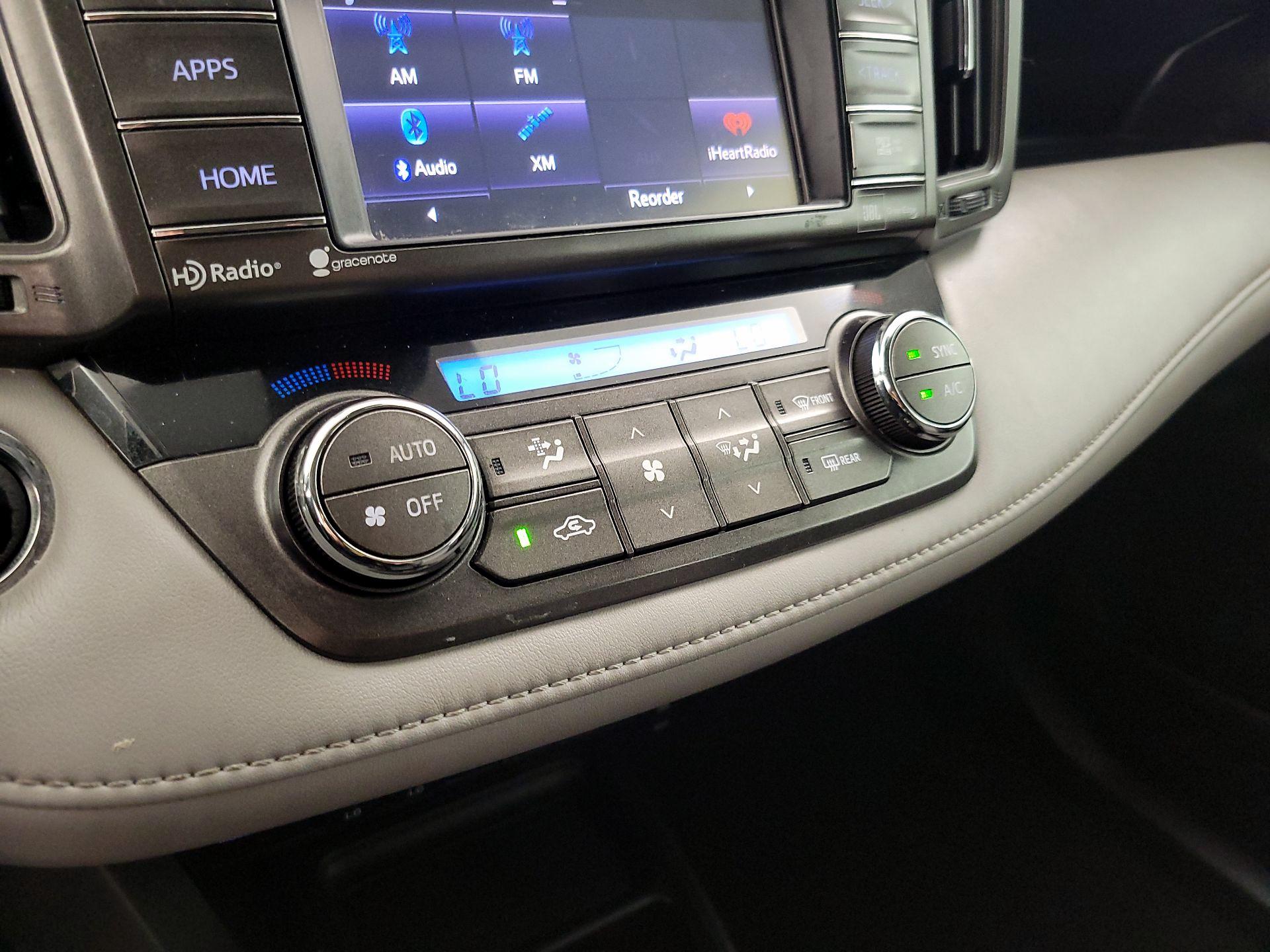 Thumbnail: 2014 Toyota RAV4 - 16