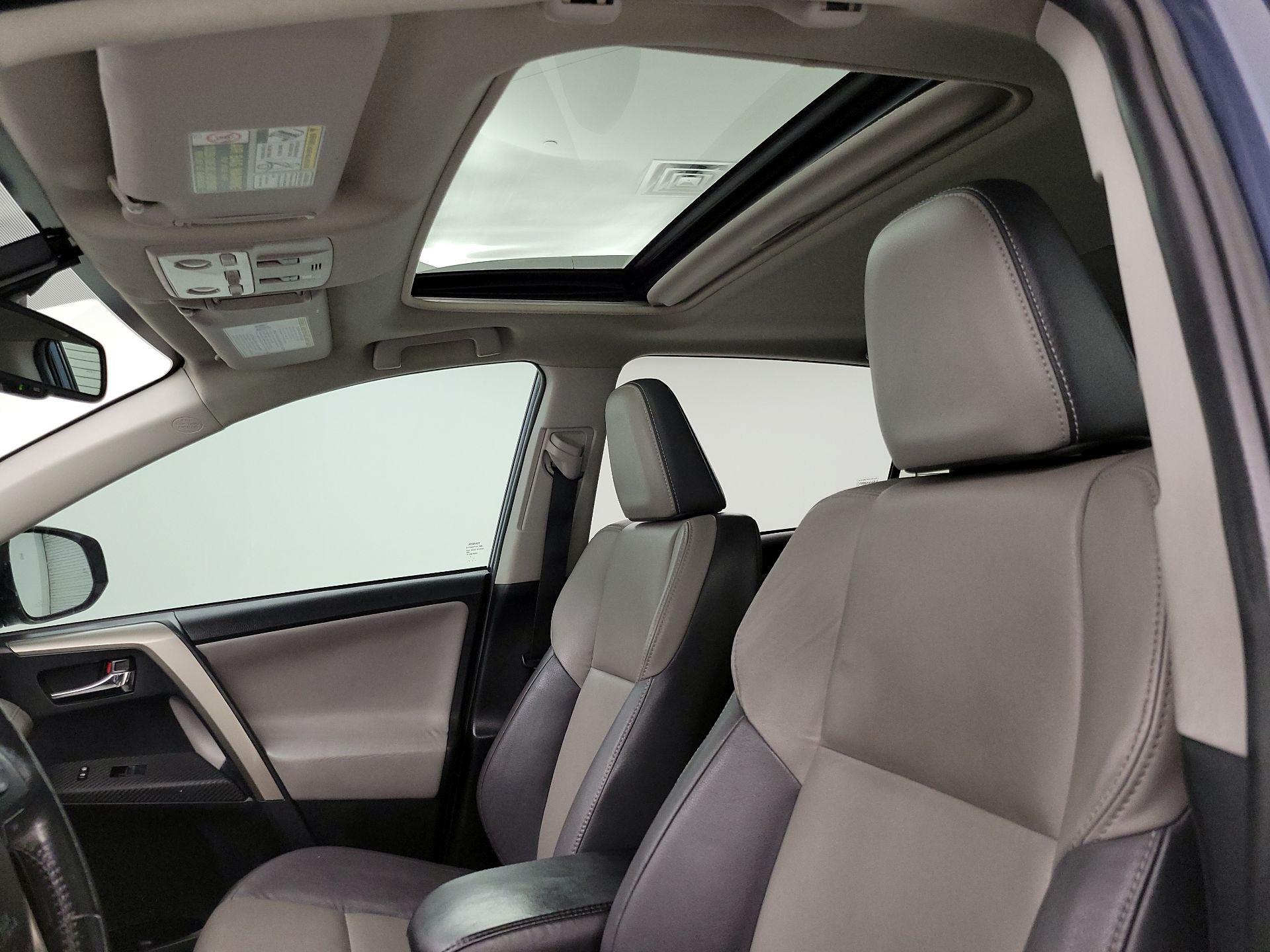 Thumbnail: 2014 Toyota RAV4 - 19