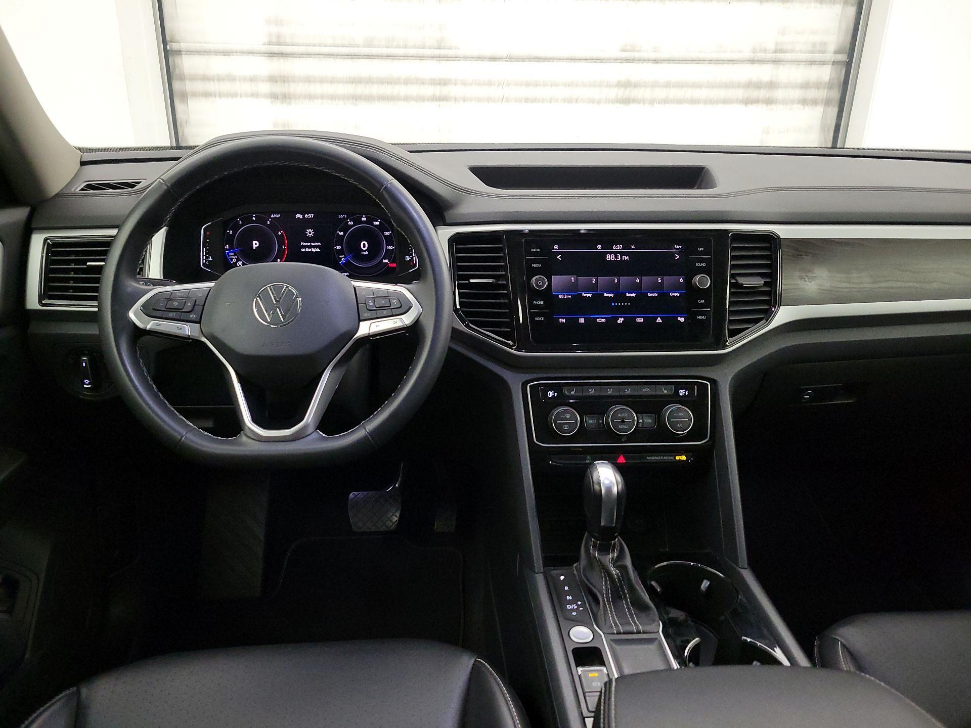 Thumbnail: 2022 Volkswagen Atlas - 9