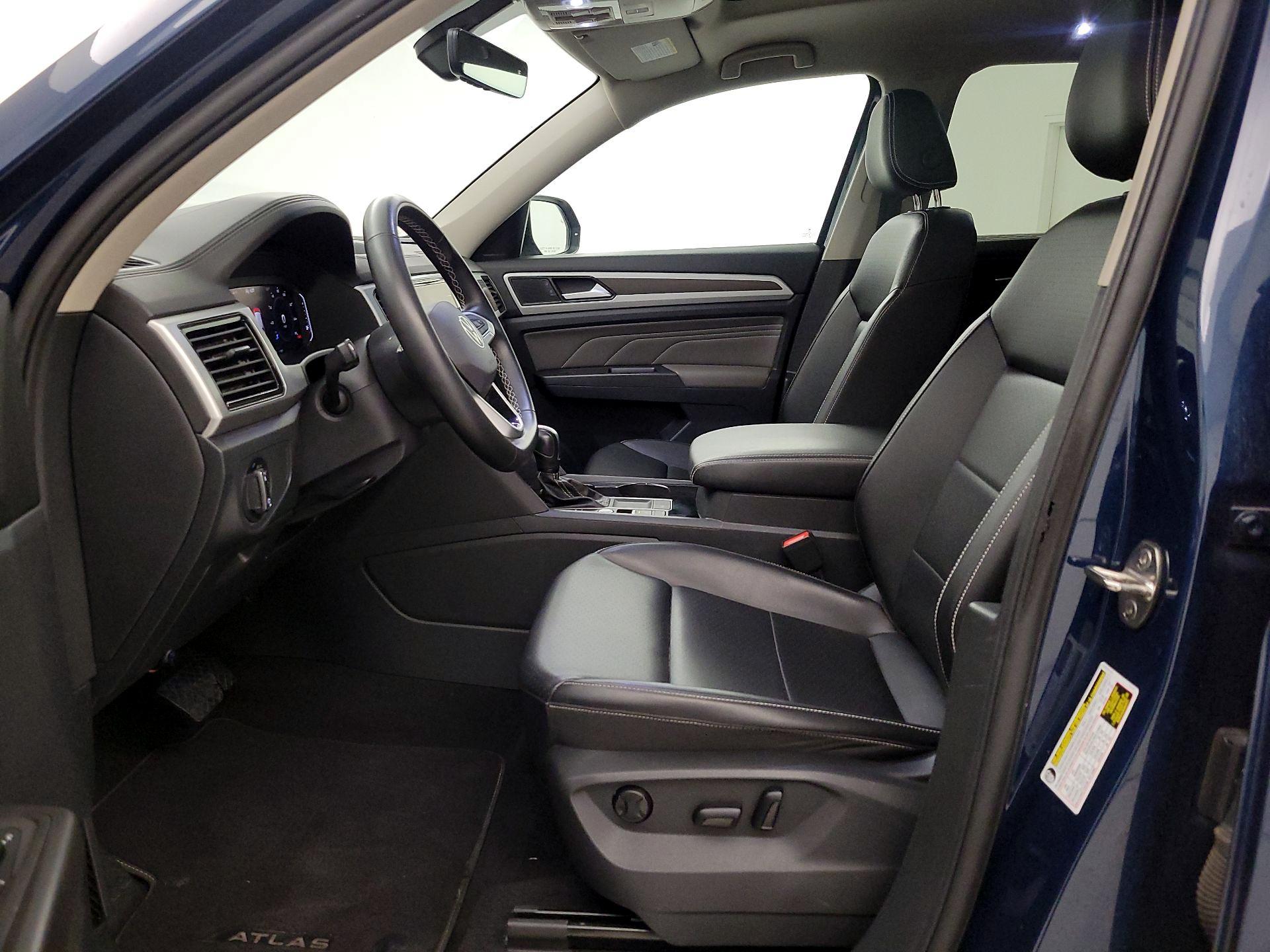 Thumbnail: 2022 Volkswagen Atlas - 11