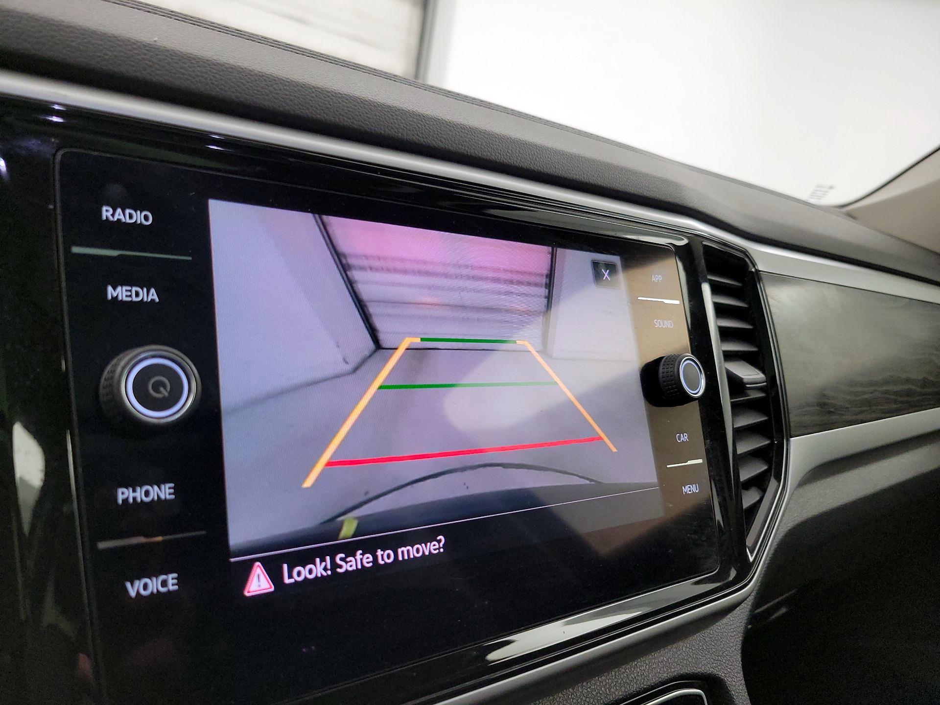 Thumbnail: 2022 Volkswagen Atlas - 14