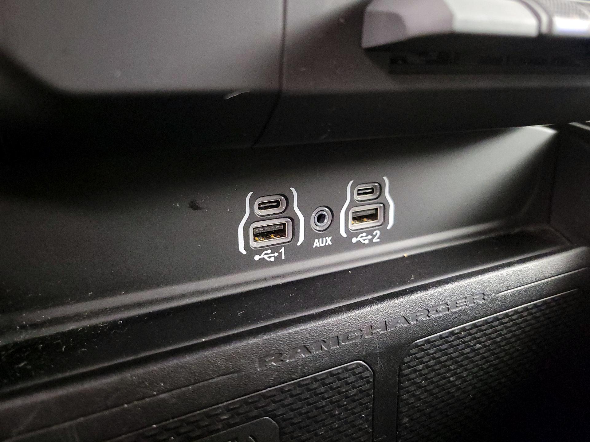 Thumbnail: 2025 RAM 1500 - 19