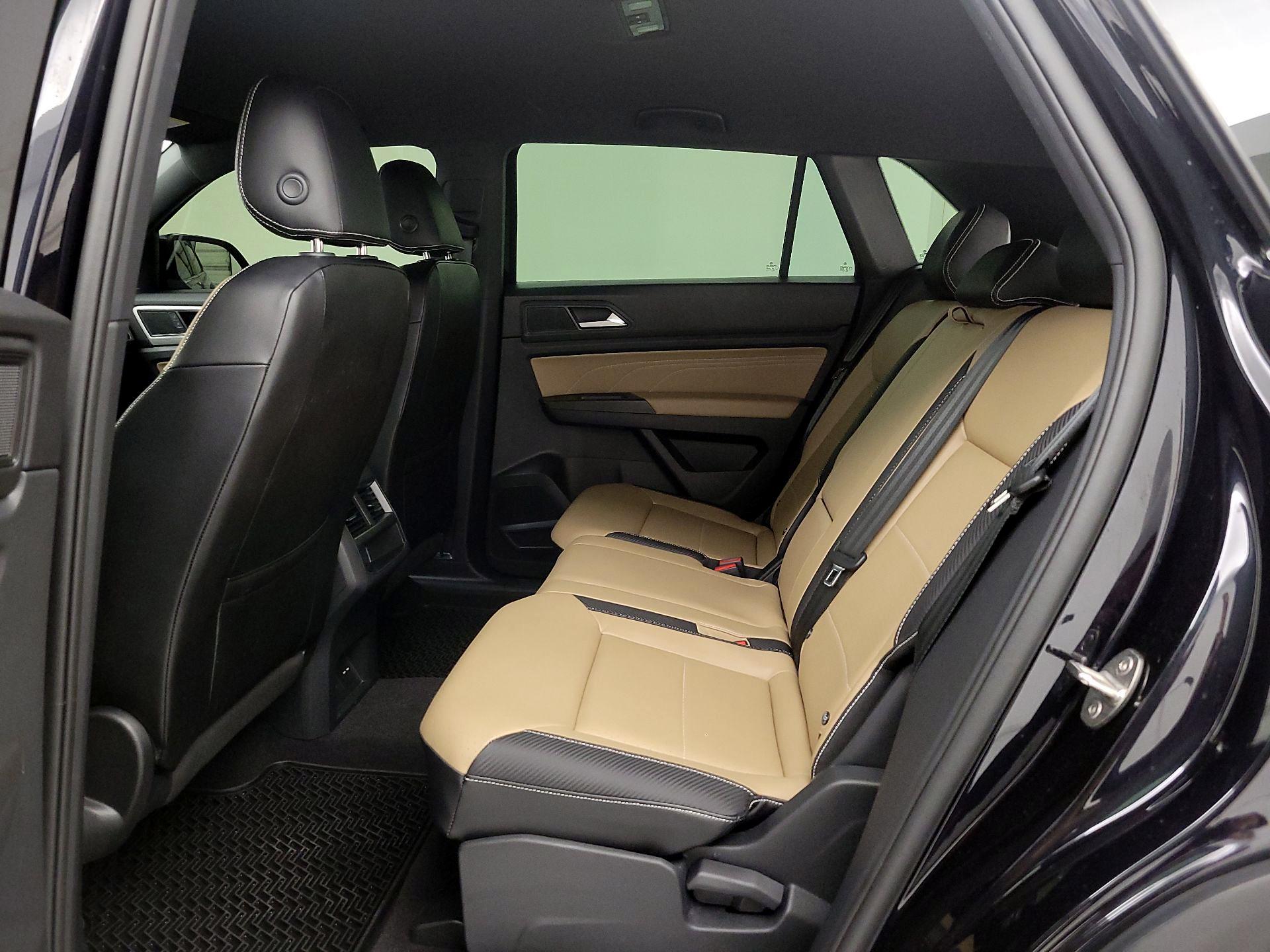 Thumbnail: 2022 Volkswagen Atlas - 19