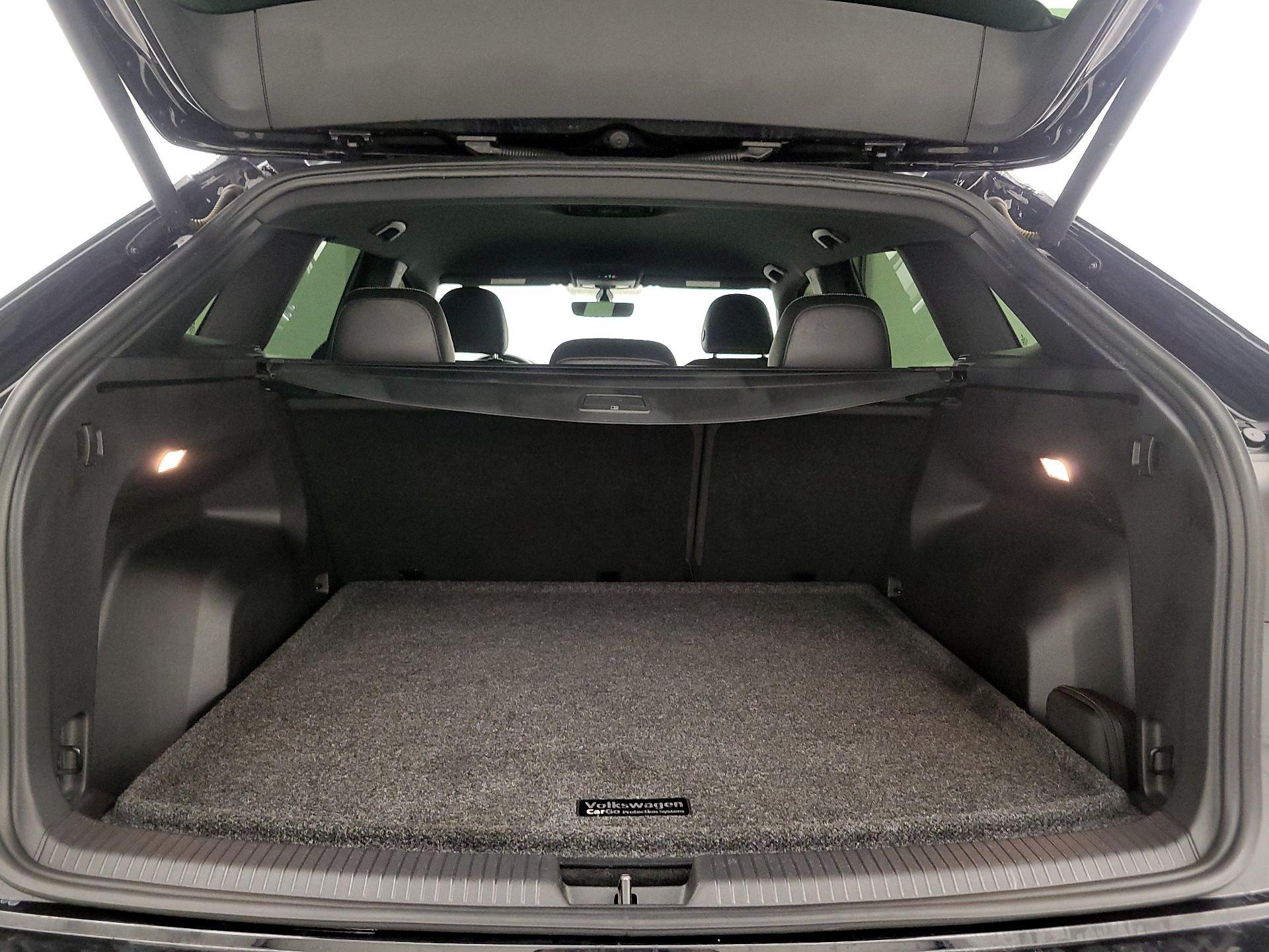 Thumbnail: 2022 Volkswagen Atlas - 20