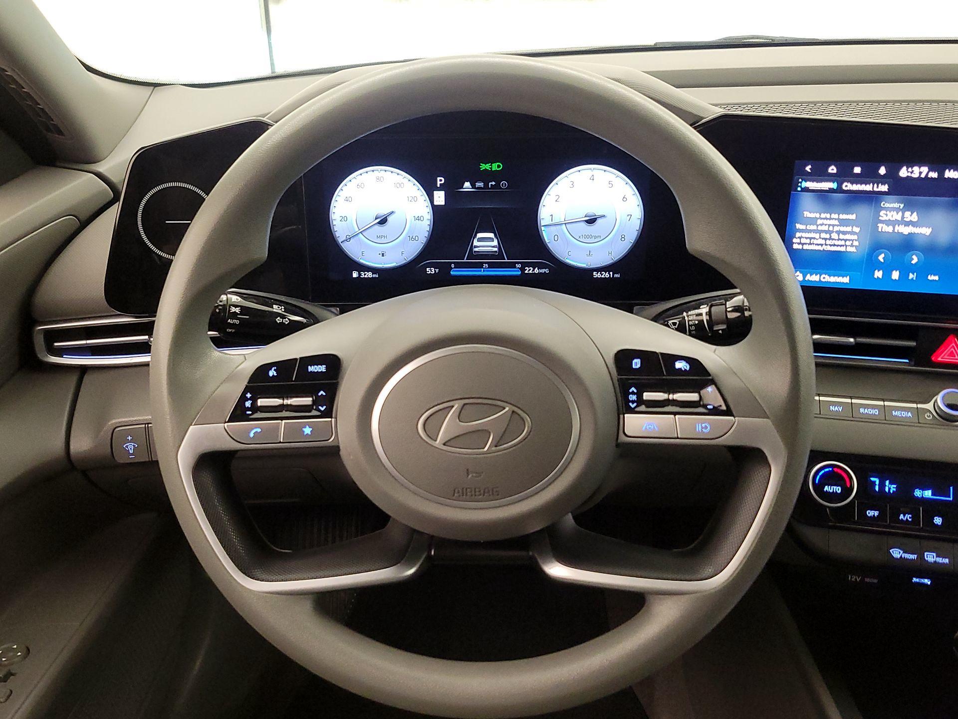 Thumbnail: 2024 Hyundai Elantra - 10