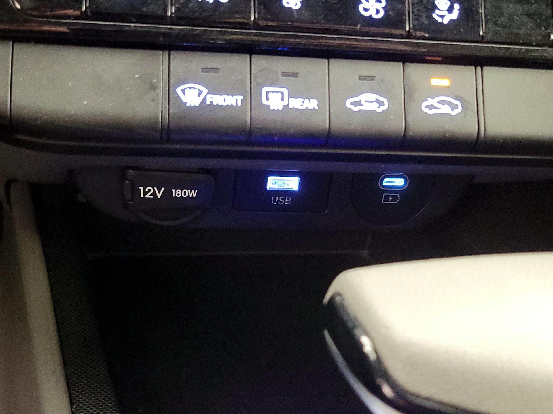 Thumbnail: 2024 Hyundai Elantra - 19