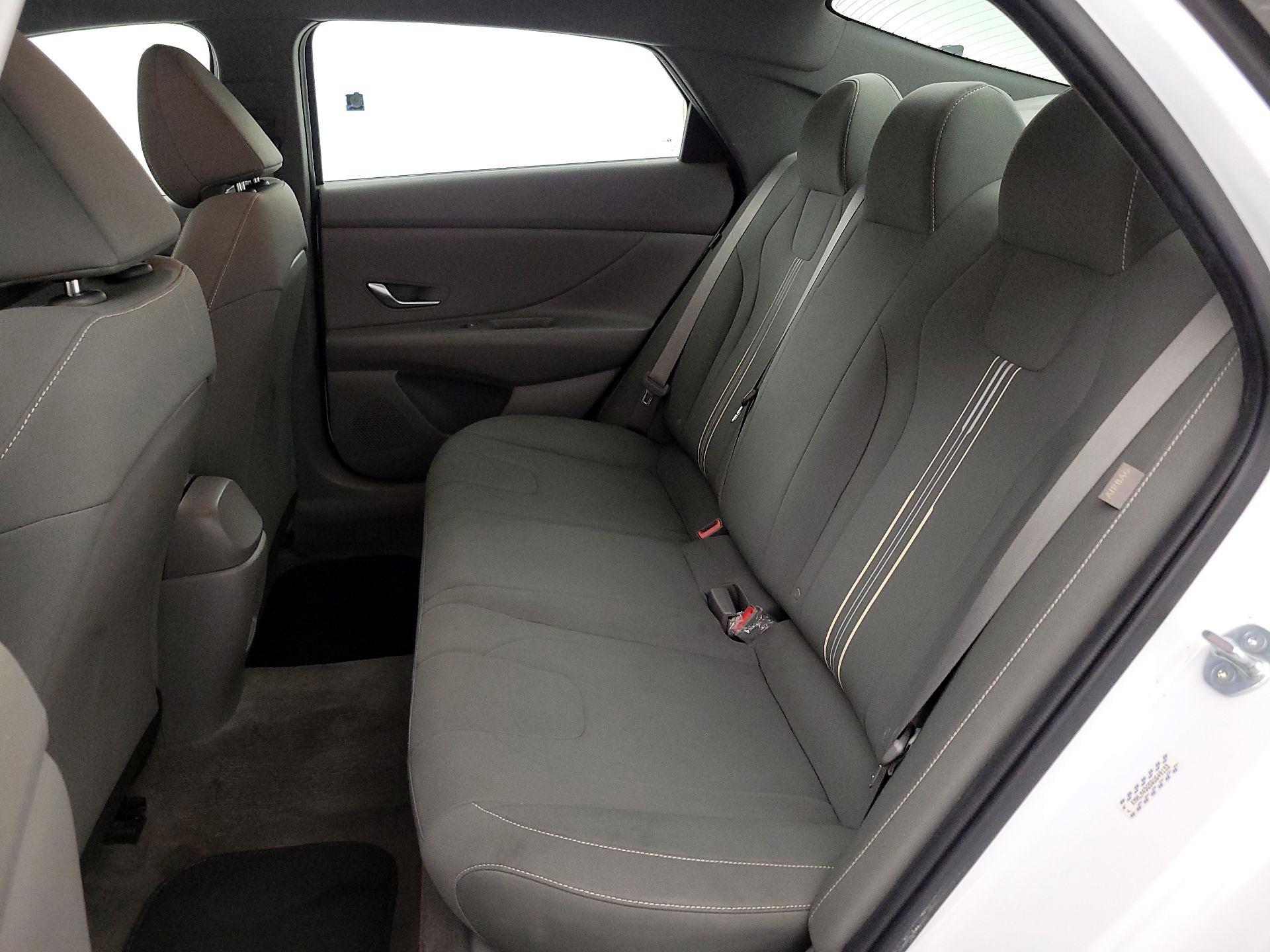 Thumbnail: 2024 Hyundai Elantra - 20