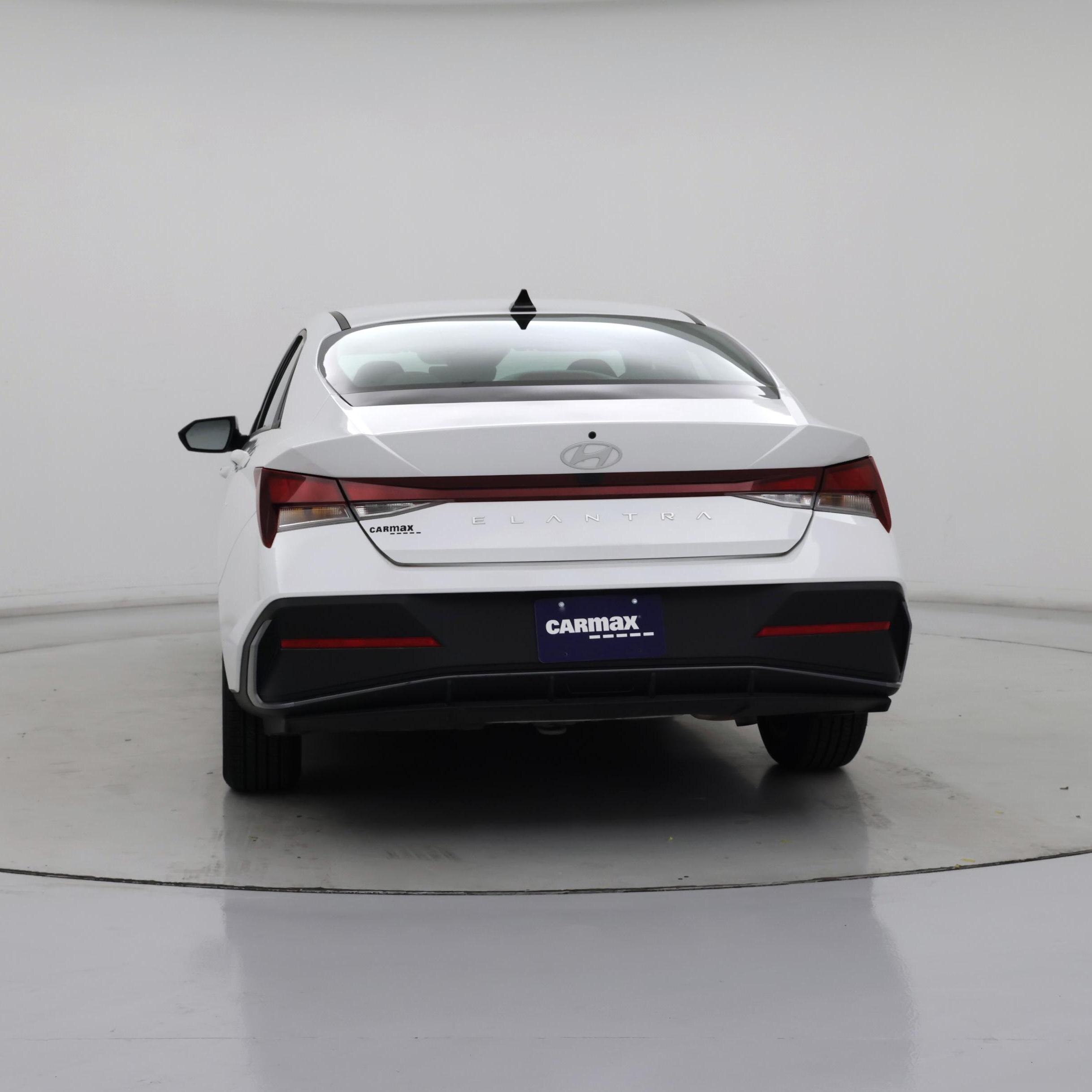 Thumbnail: 2024 Hyundai Elantra - 6