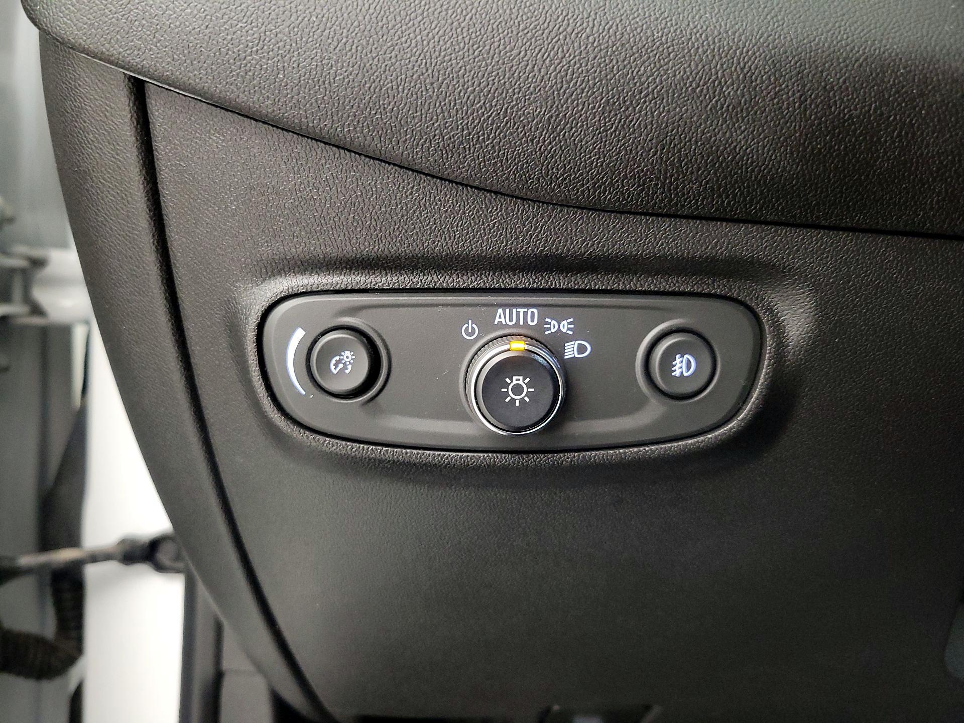 Thumbnail: 2022 Chevrolet Equinox - 13