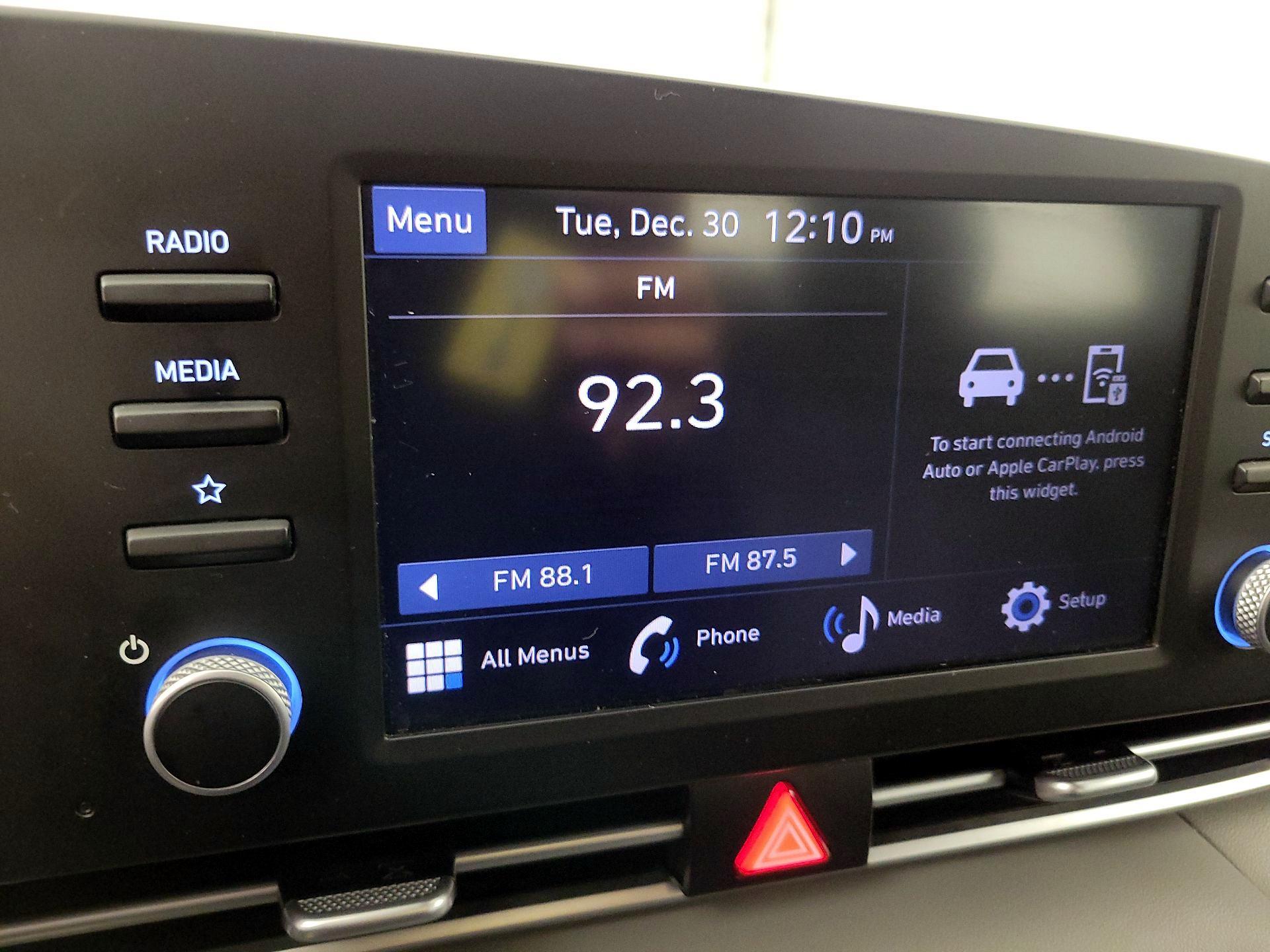 Thumbnail: 2024 Hyundai Elantra - 15