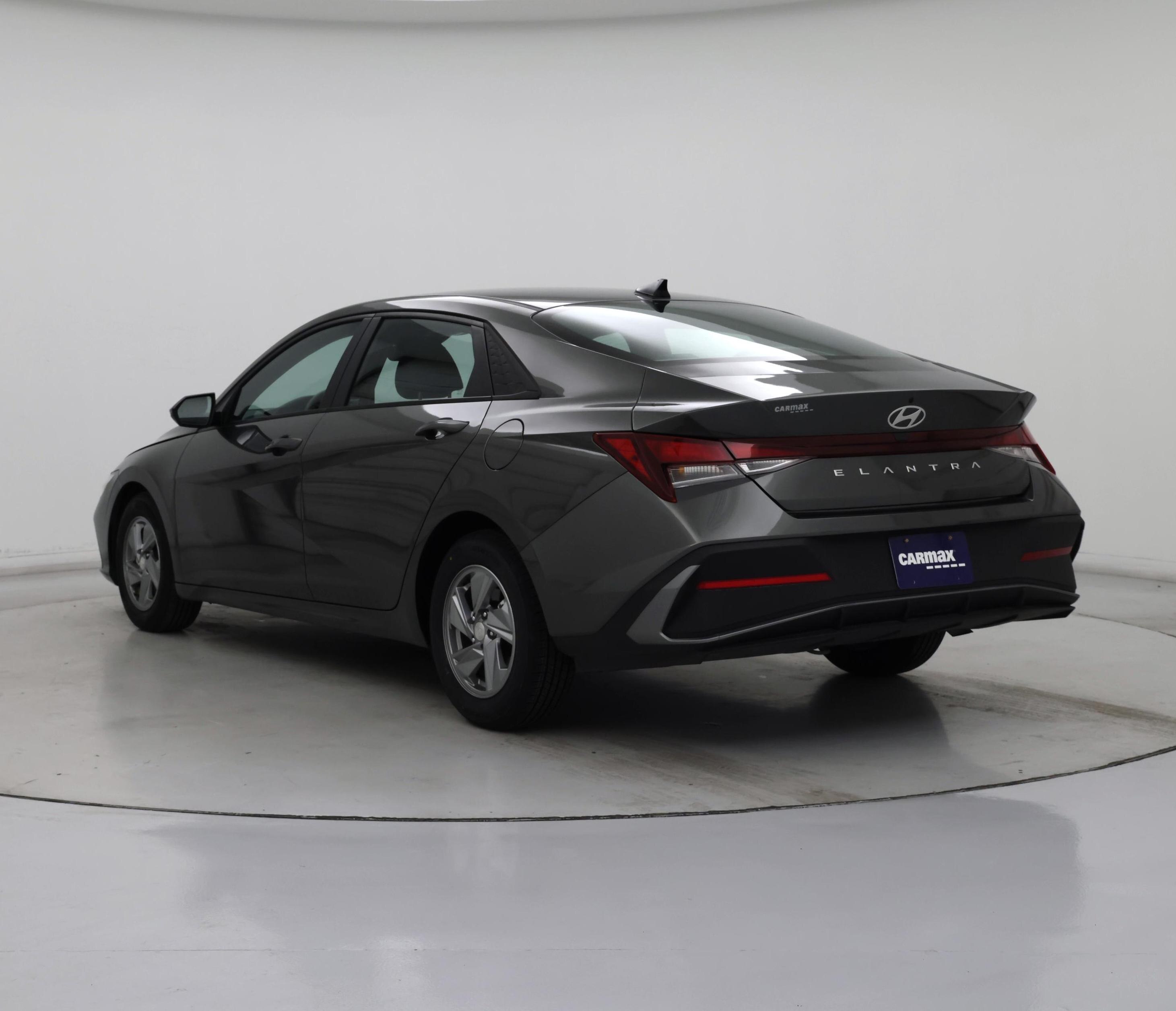 Thumbnail: 2024 Hyundai Elantra - 2