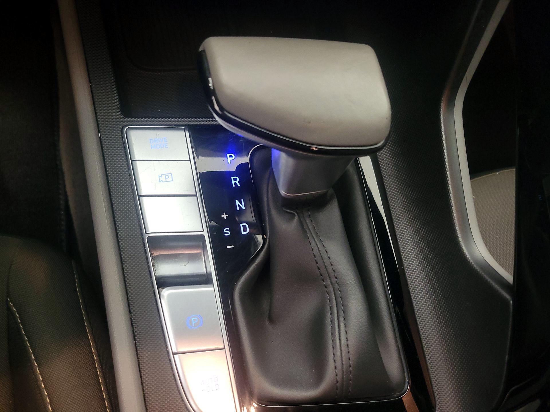 Thumbnail: 2025 Hyundai Elantra - 18