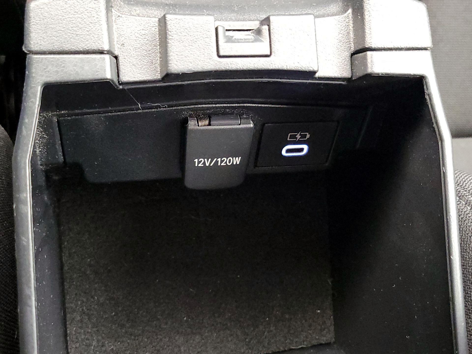 Thumbnail: 2024 Toyota Corolla - 18