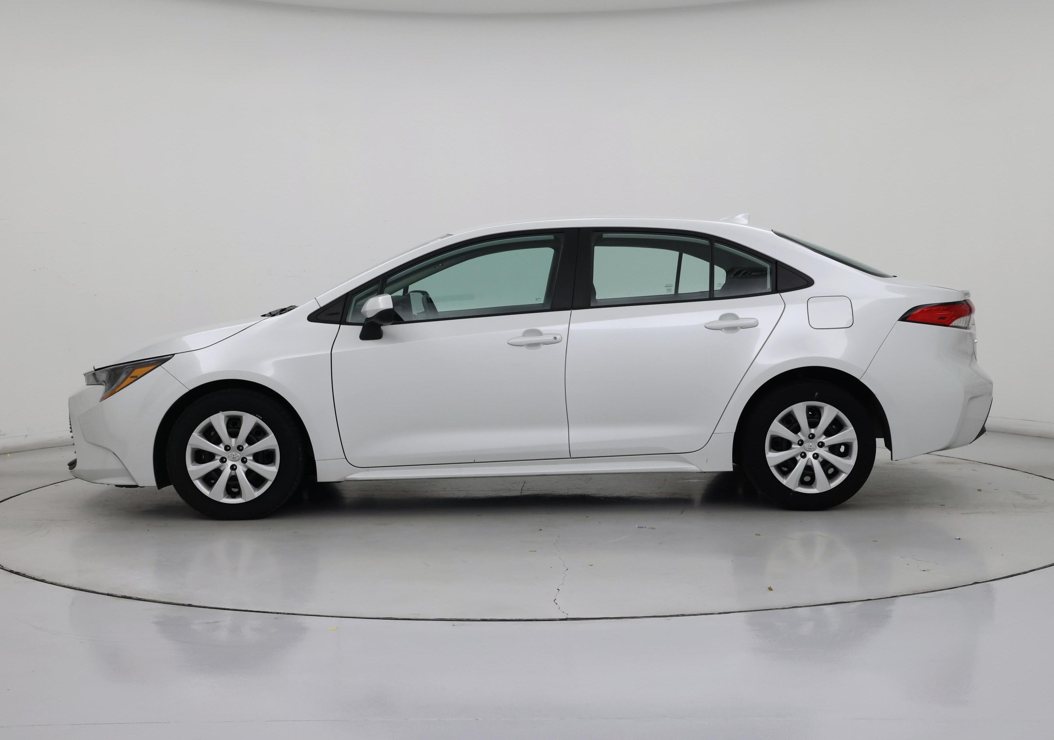 Thumbnail: 2024 Toyota Corolla - 3