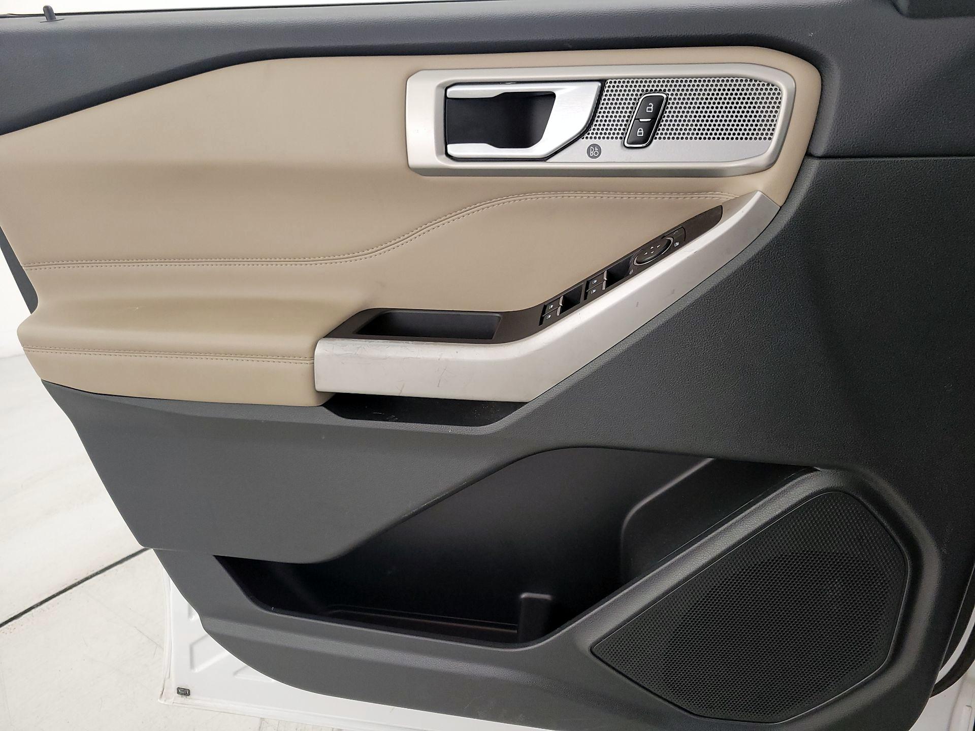 Thumbnail: 2023 Ford Explorer - 12