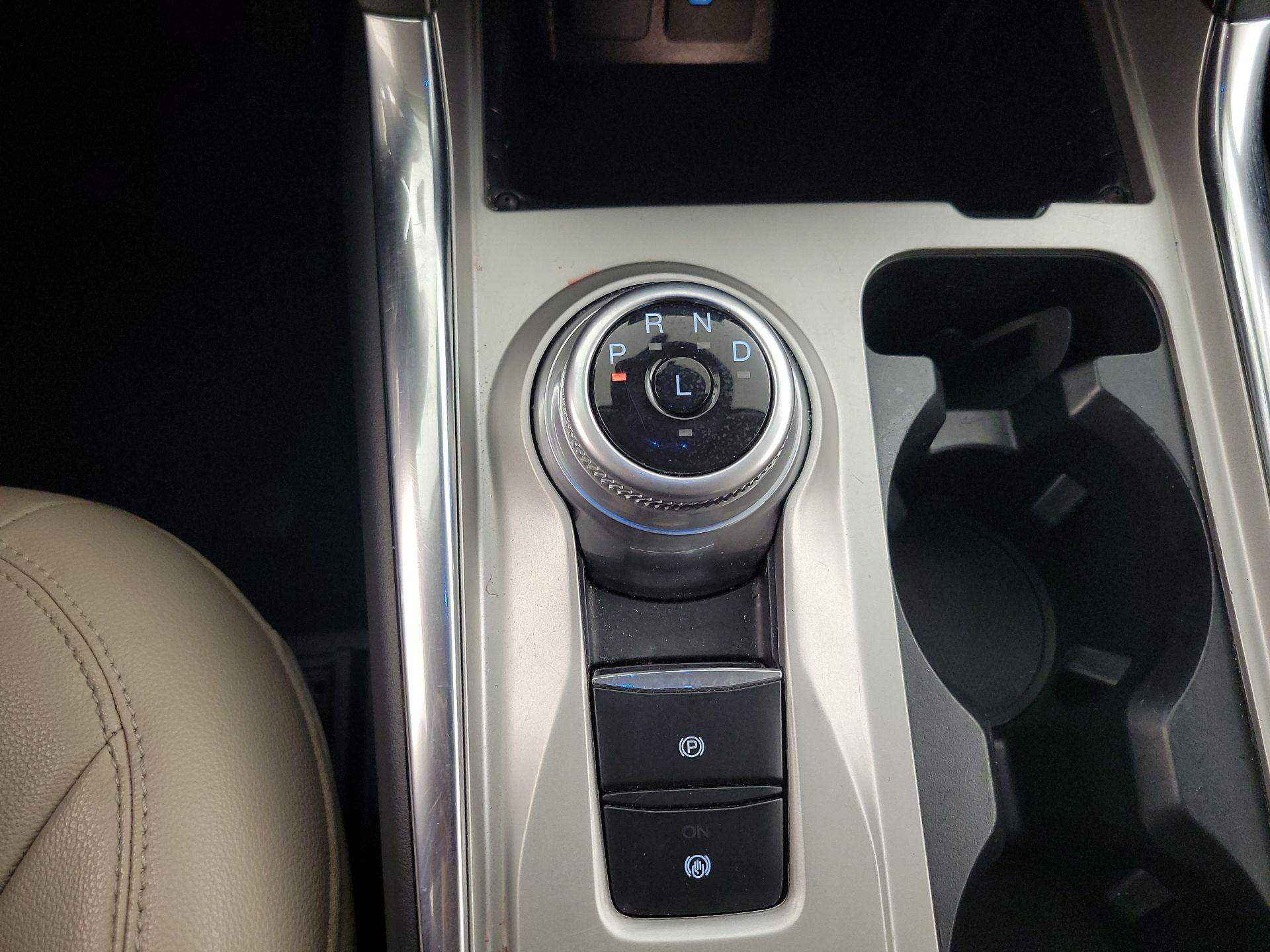 Thumbnail: 2023 Ford Explorer - 18