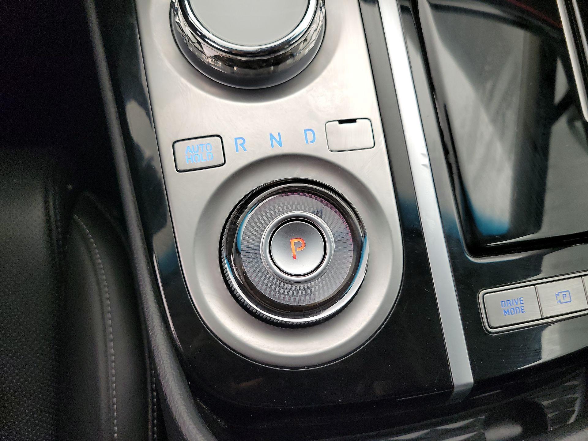 Thumbnail: 2023 Genesis G80 - 18