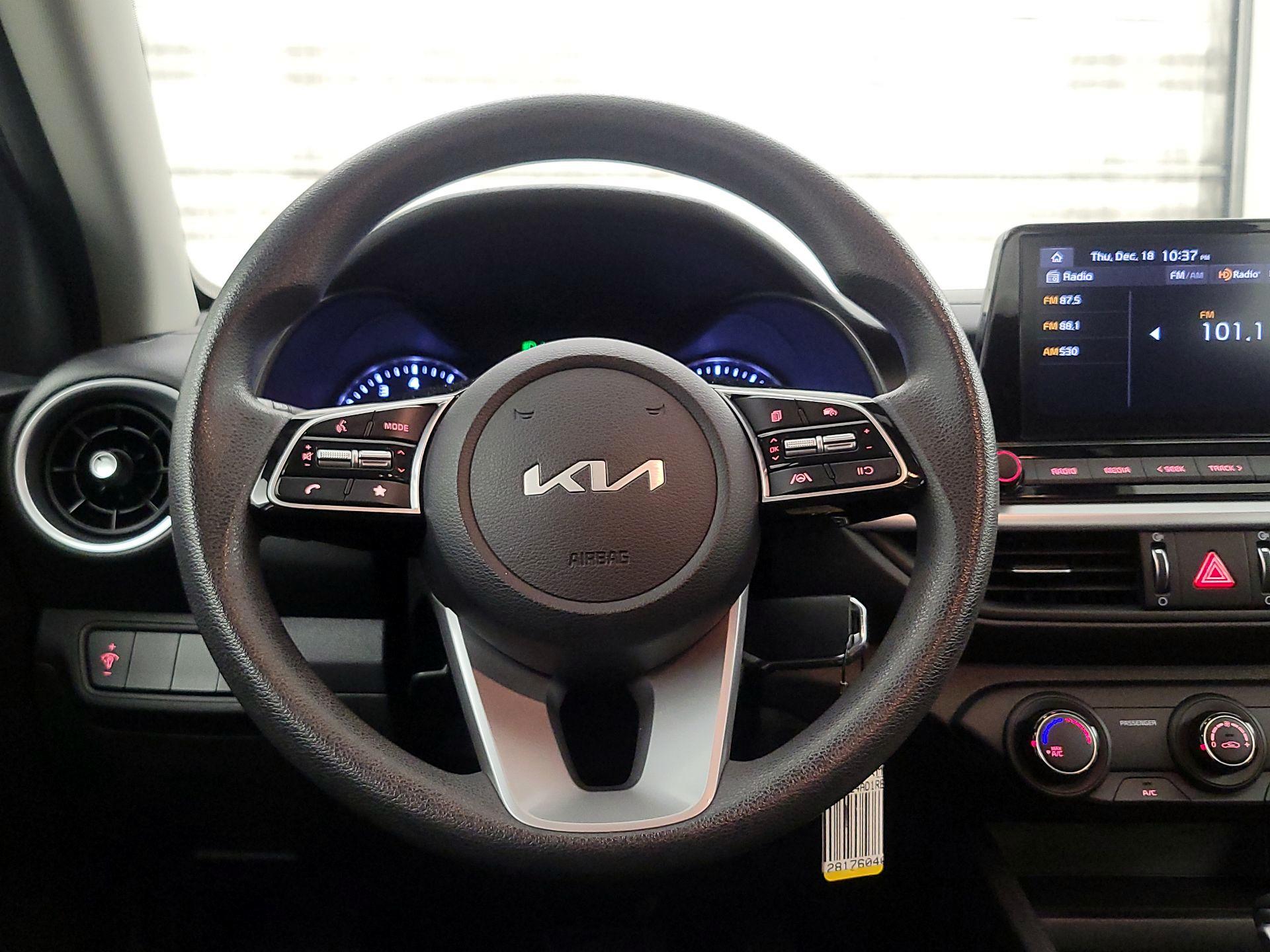 Thumbnail: 2024 Kia Forte - 10