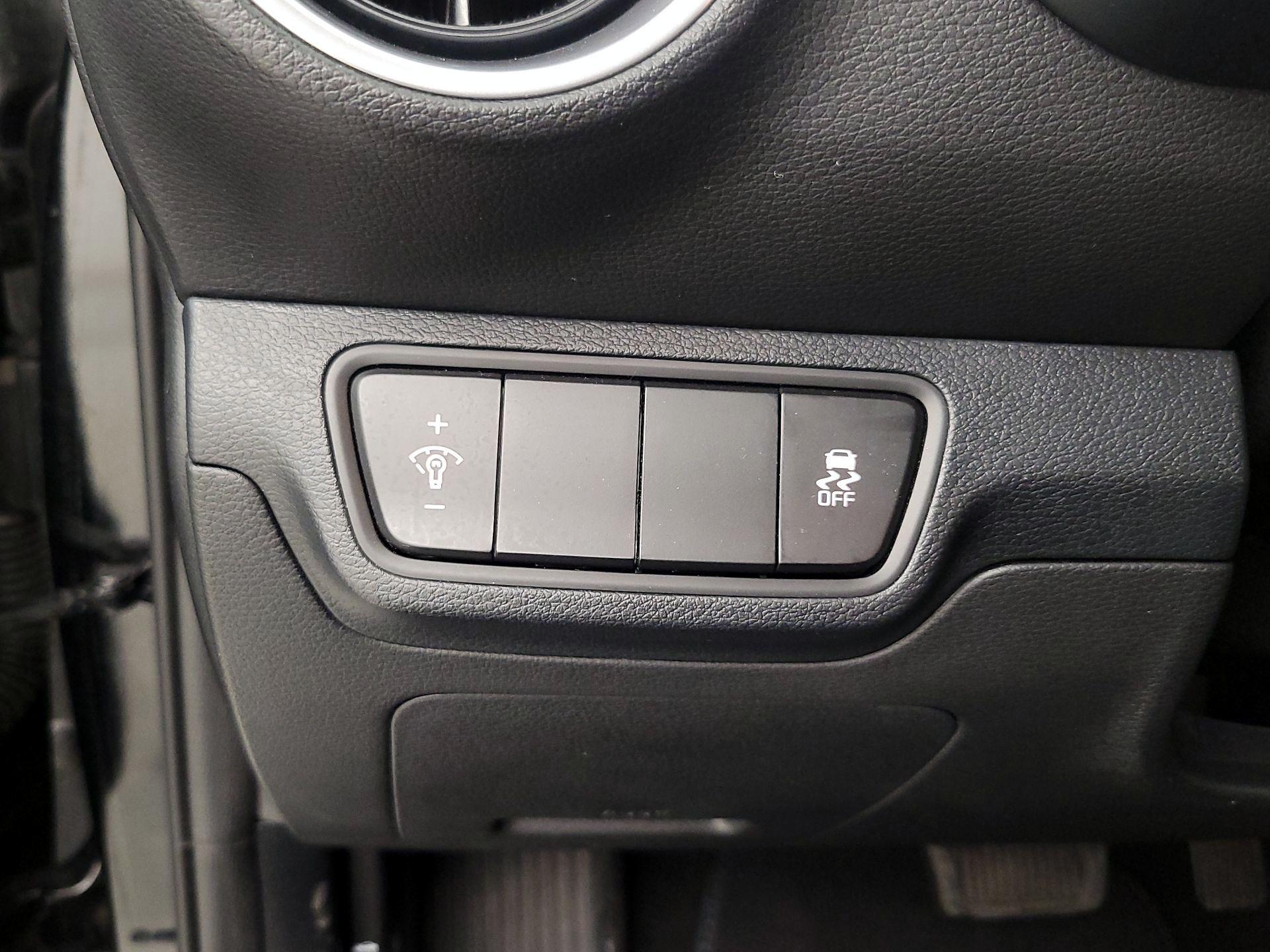 Thumbnail: 2024 Kia Forte - 13