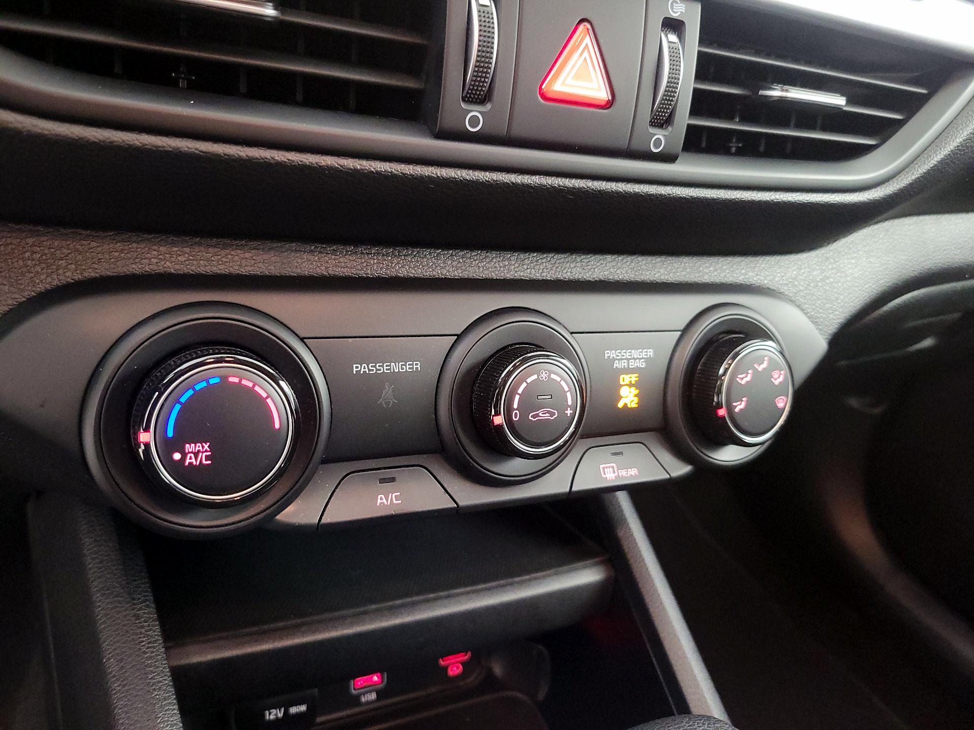 Thumbnail: 2024 Kia Forte - 16