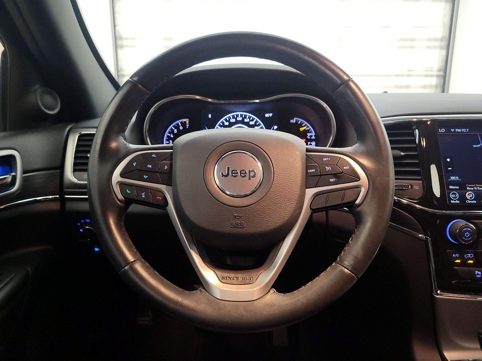 Thumbnail: 2022 Jeep Grand Cherokee - 10