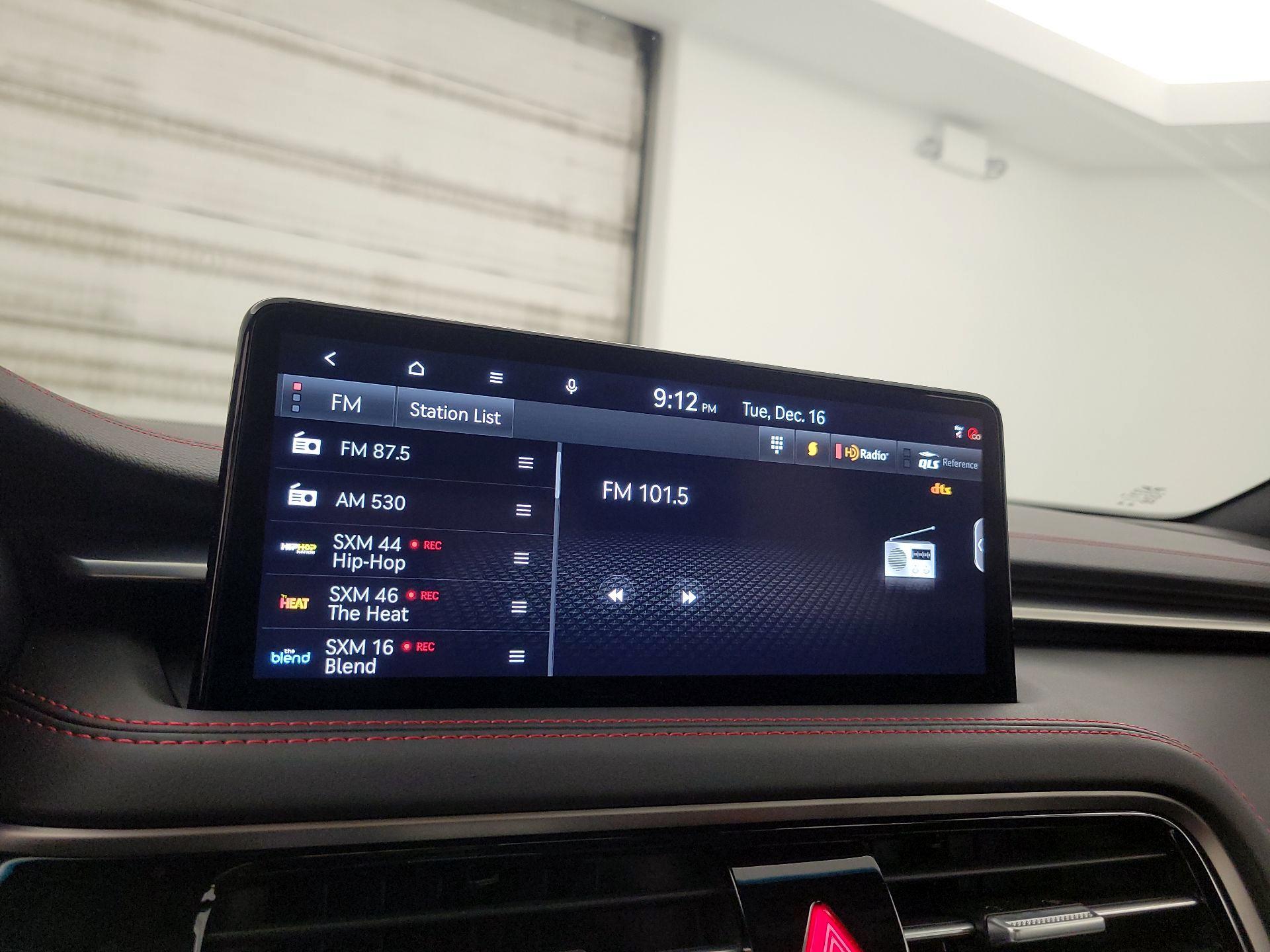 Thumbnail: 2024 Genesis G70 - 16