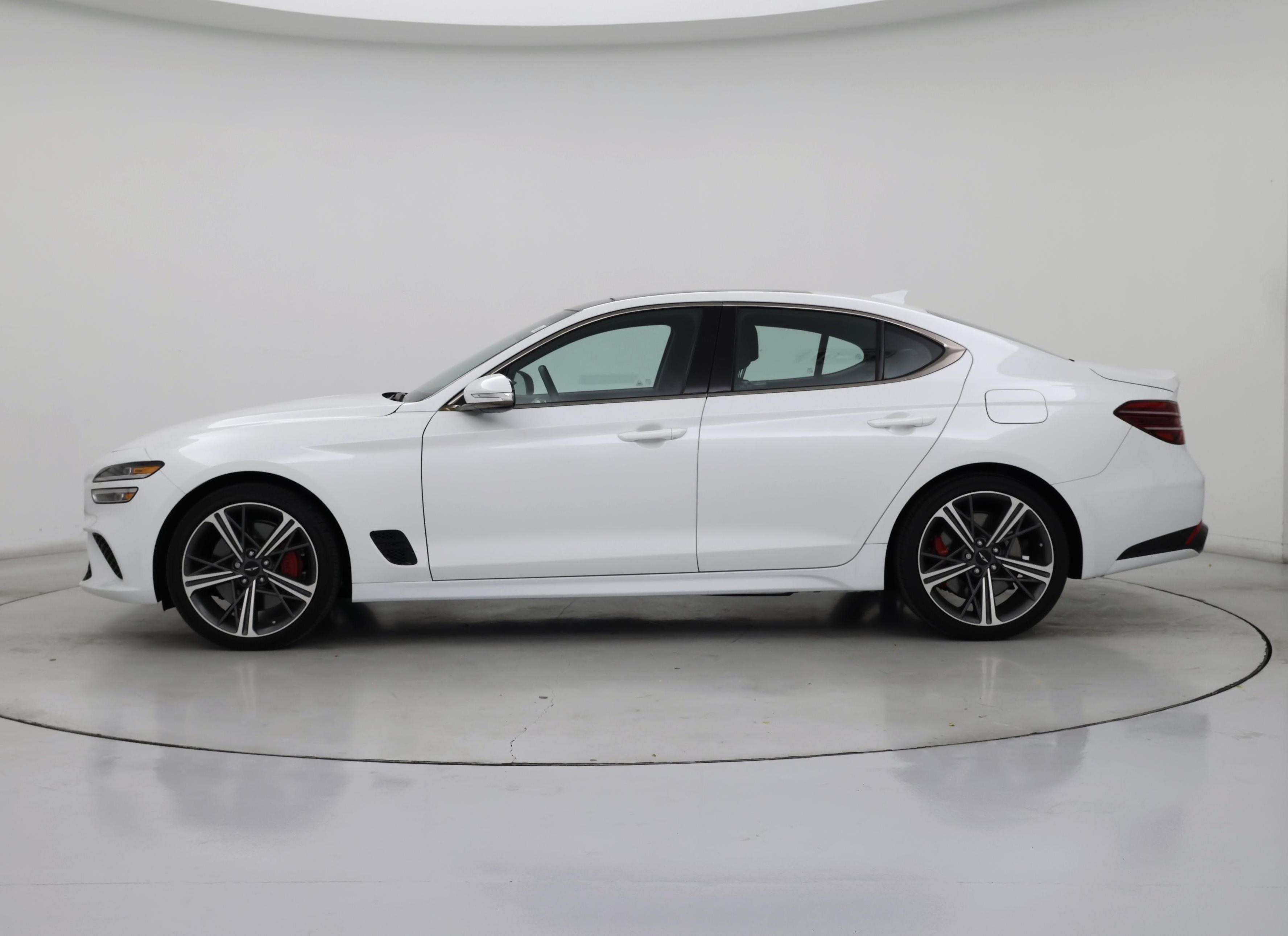 Thumbnail: 2024 Genesis G70 - 3