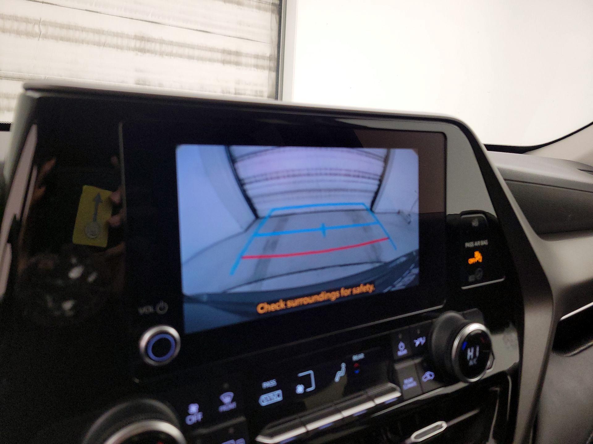 Thumbnail: 2023 Toyota Highlander - 14