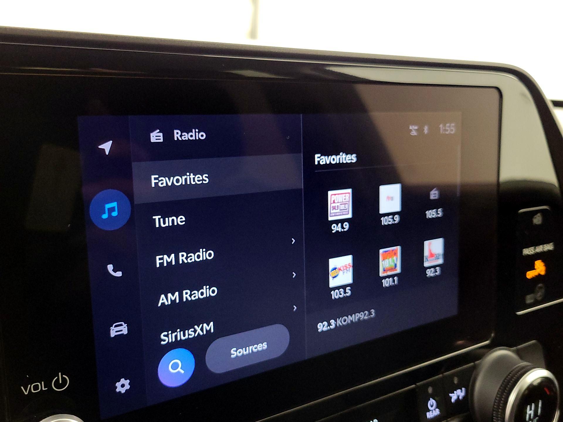 Thumbnail: 2023 Toyota Highlander - 15