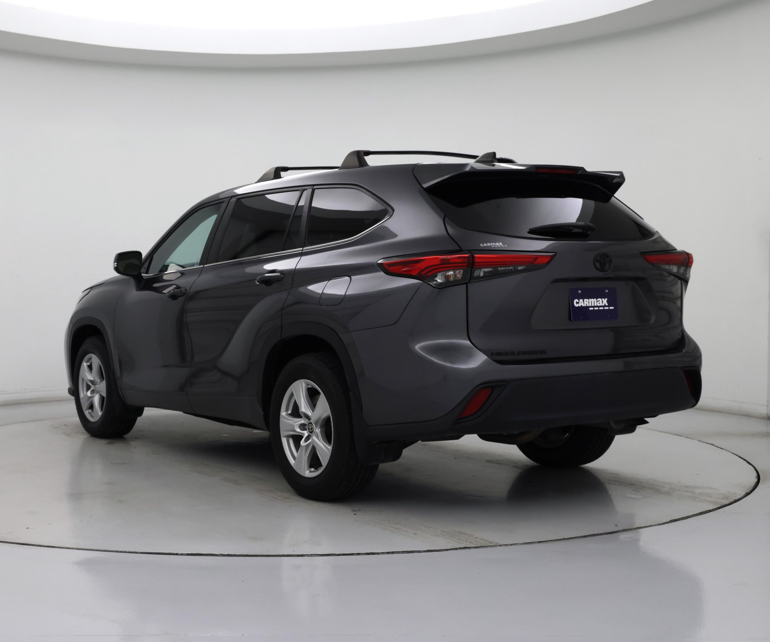 Thumbnail: 2023 Toyota Highlander - 2