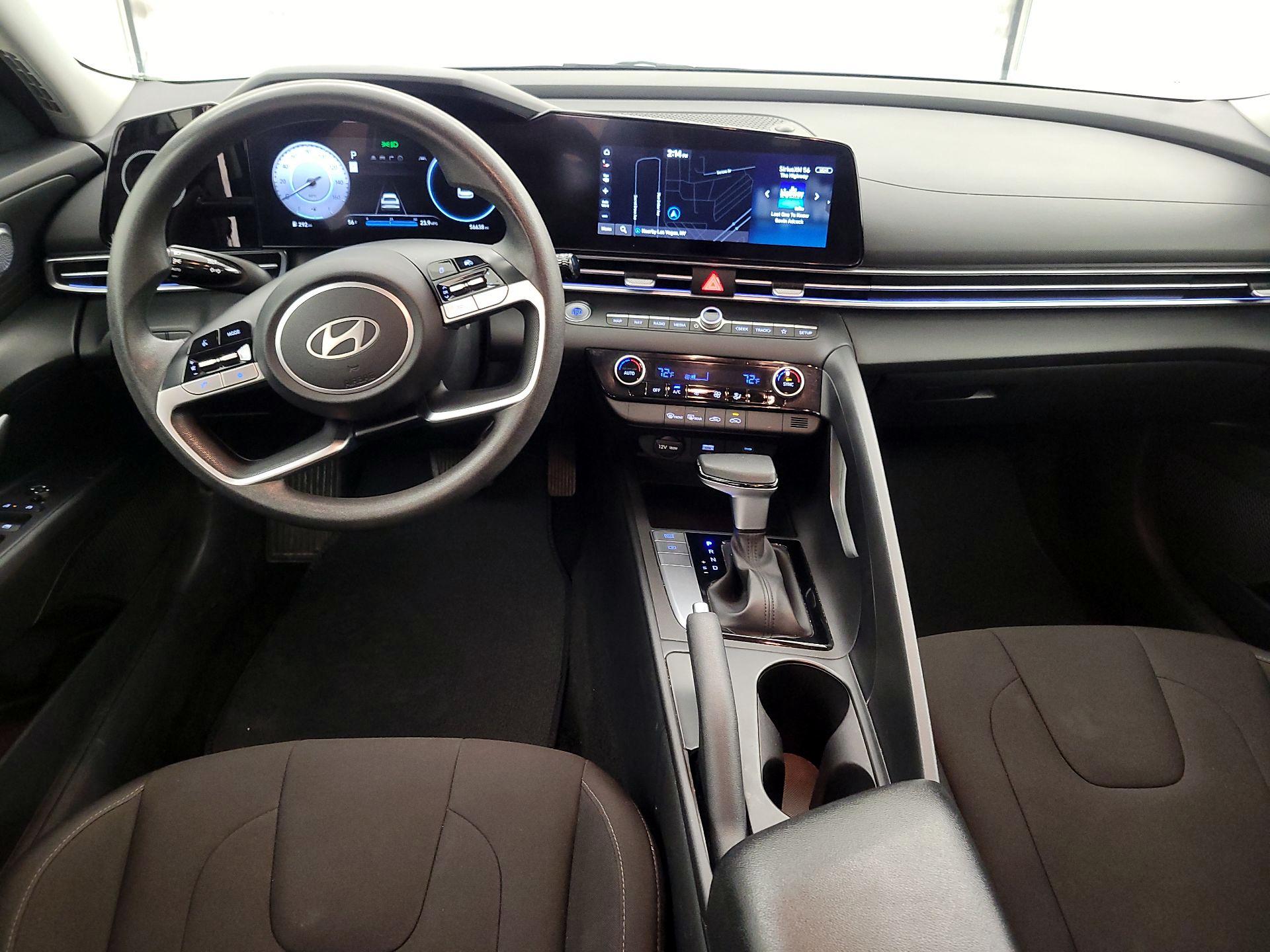 Thumbnail: 2024 Hyundai Elantra - 9