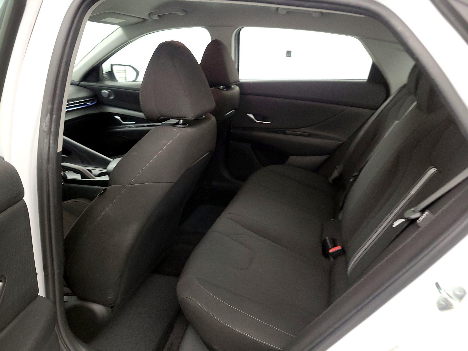 Thumbnail: 2024 Hyundai Elantra - 20