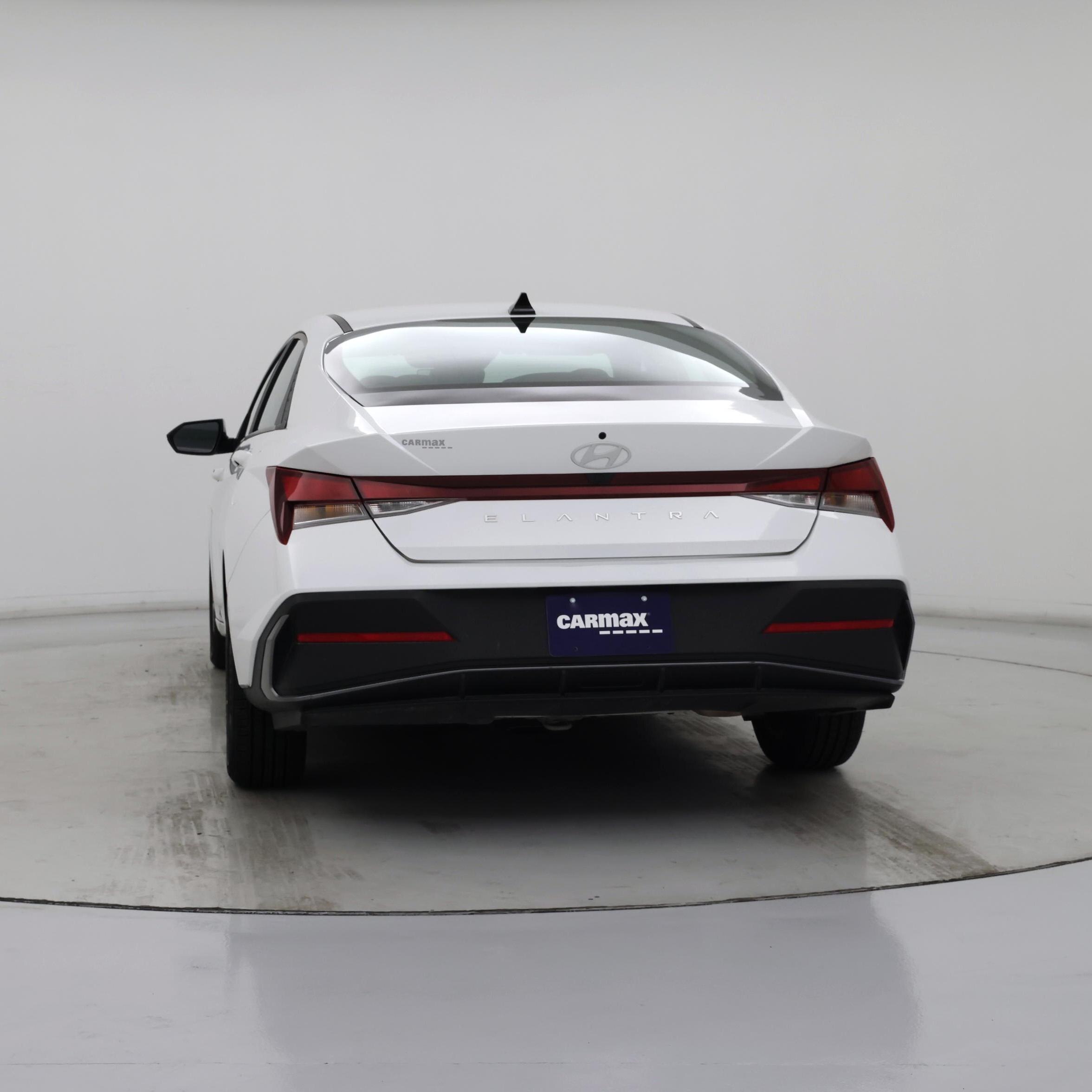 Thumbnail: 2024 Hyundai Elantra - 6