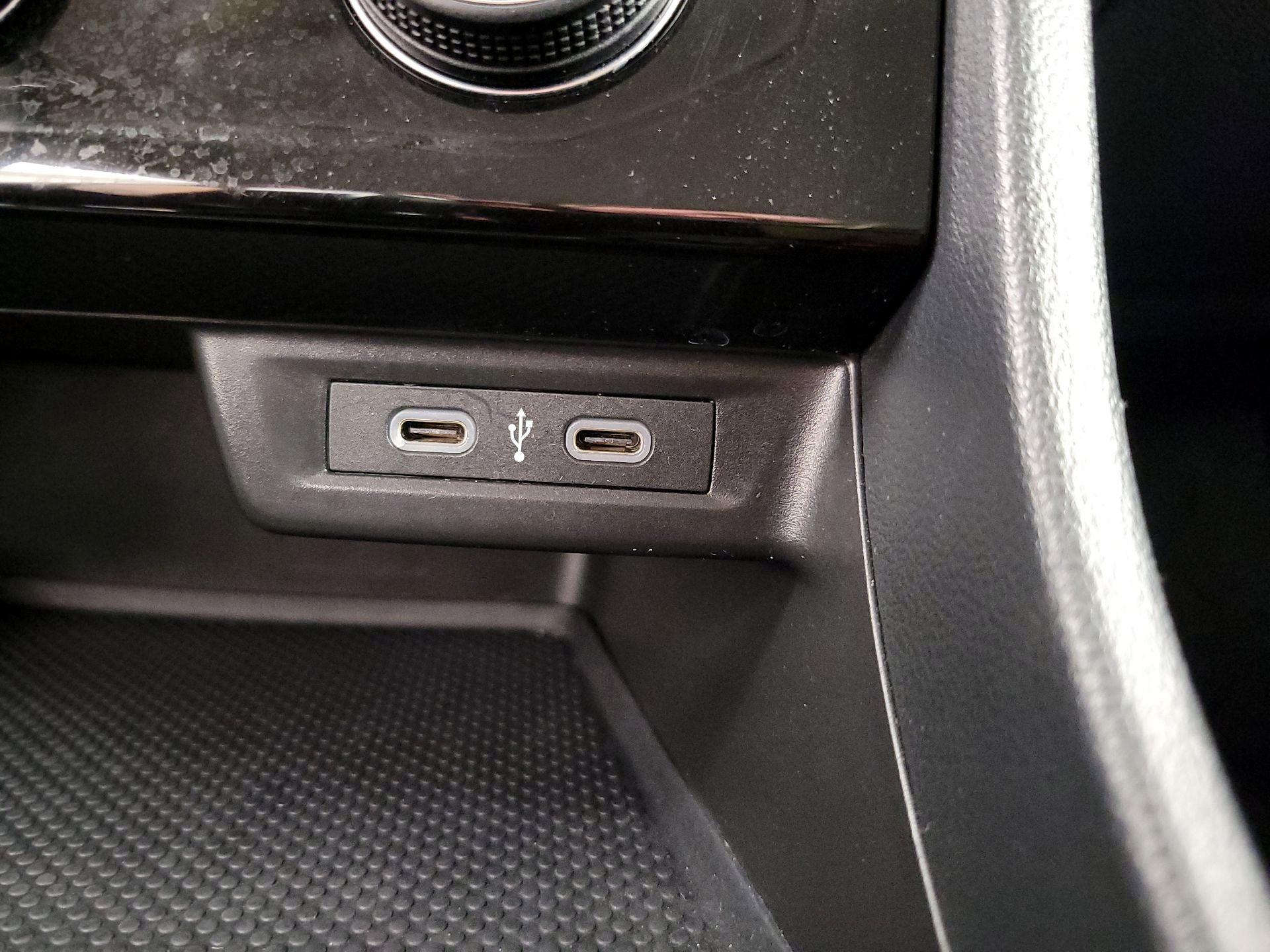 Thumbnail: 2024 Volkswagen Jetta - 18