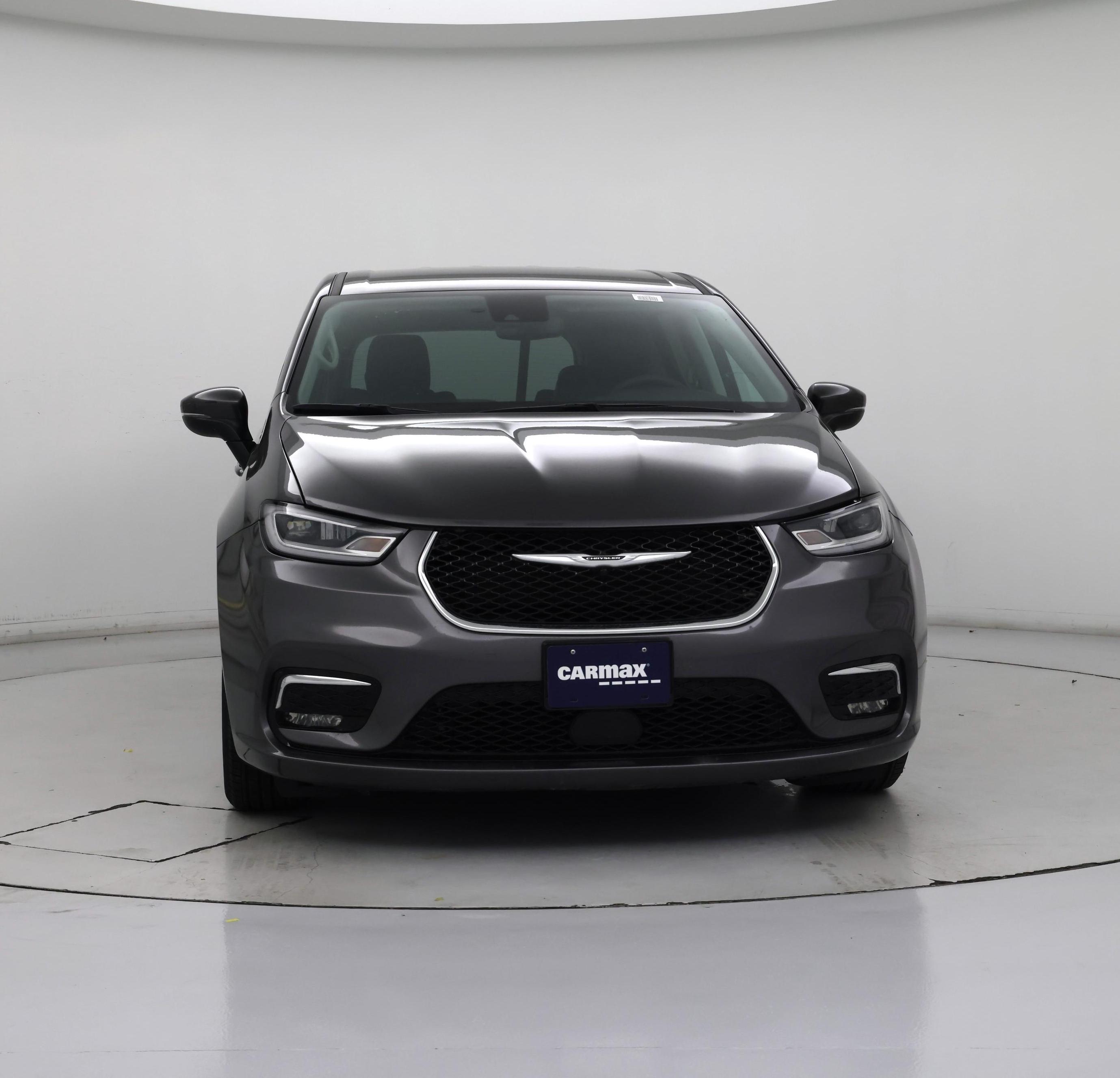 Thumbnail: 2023 Chrysler Pacifica - 5