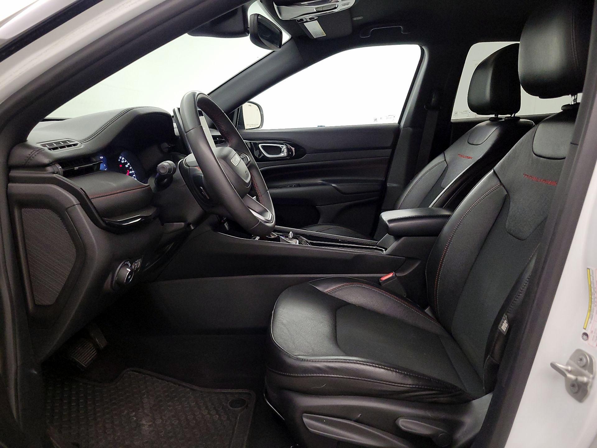 Thumbnail: 2023 Jeep Compass - 11