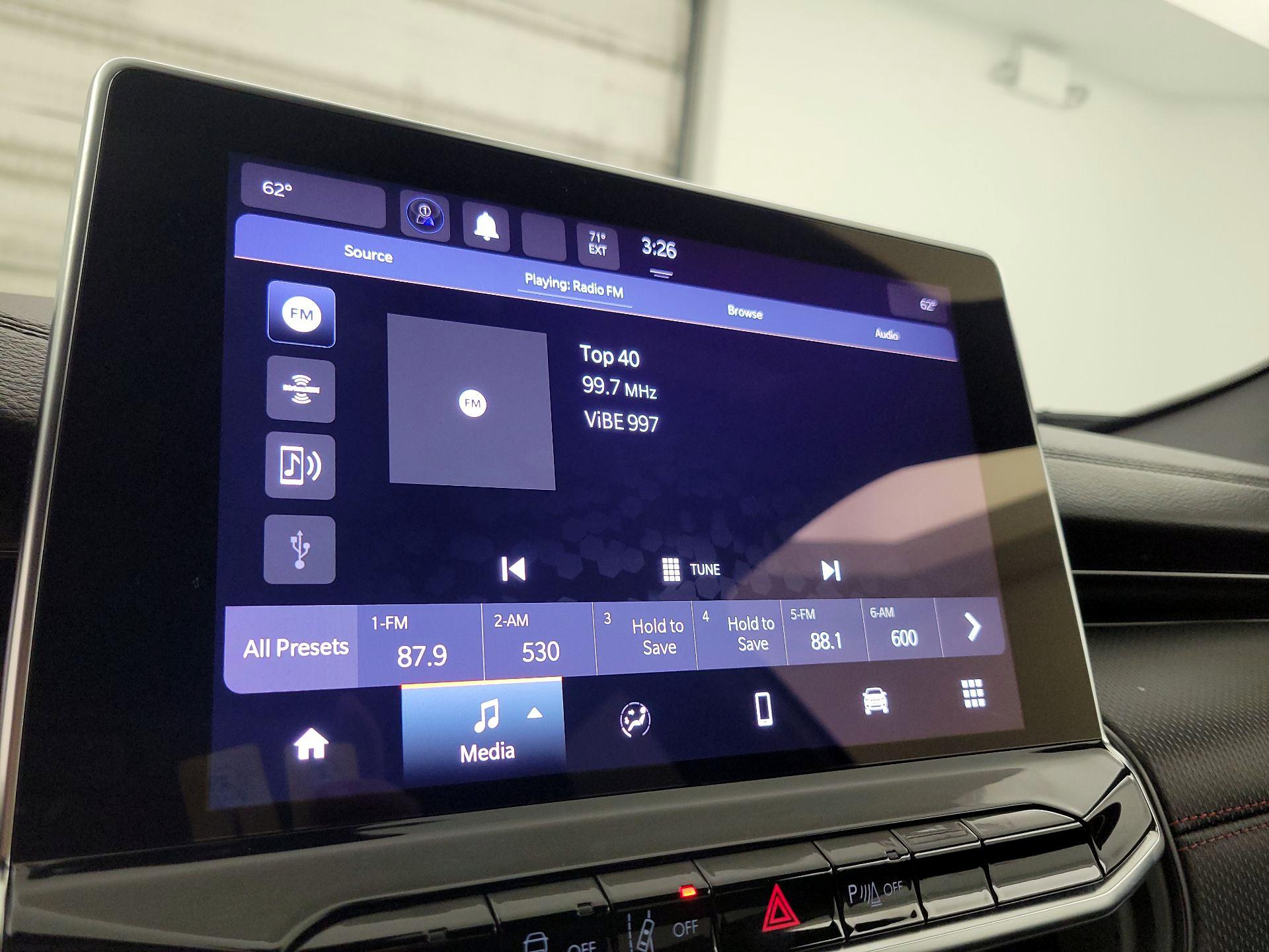 Thumbnail: 2023 Jeep Compass - 15