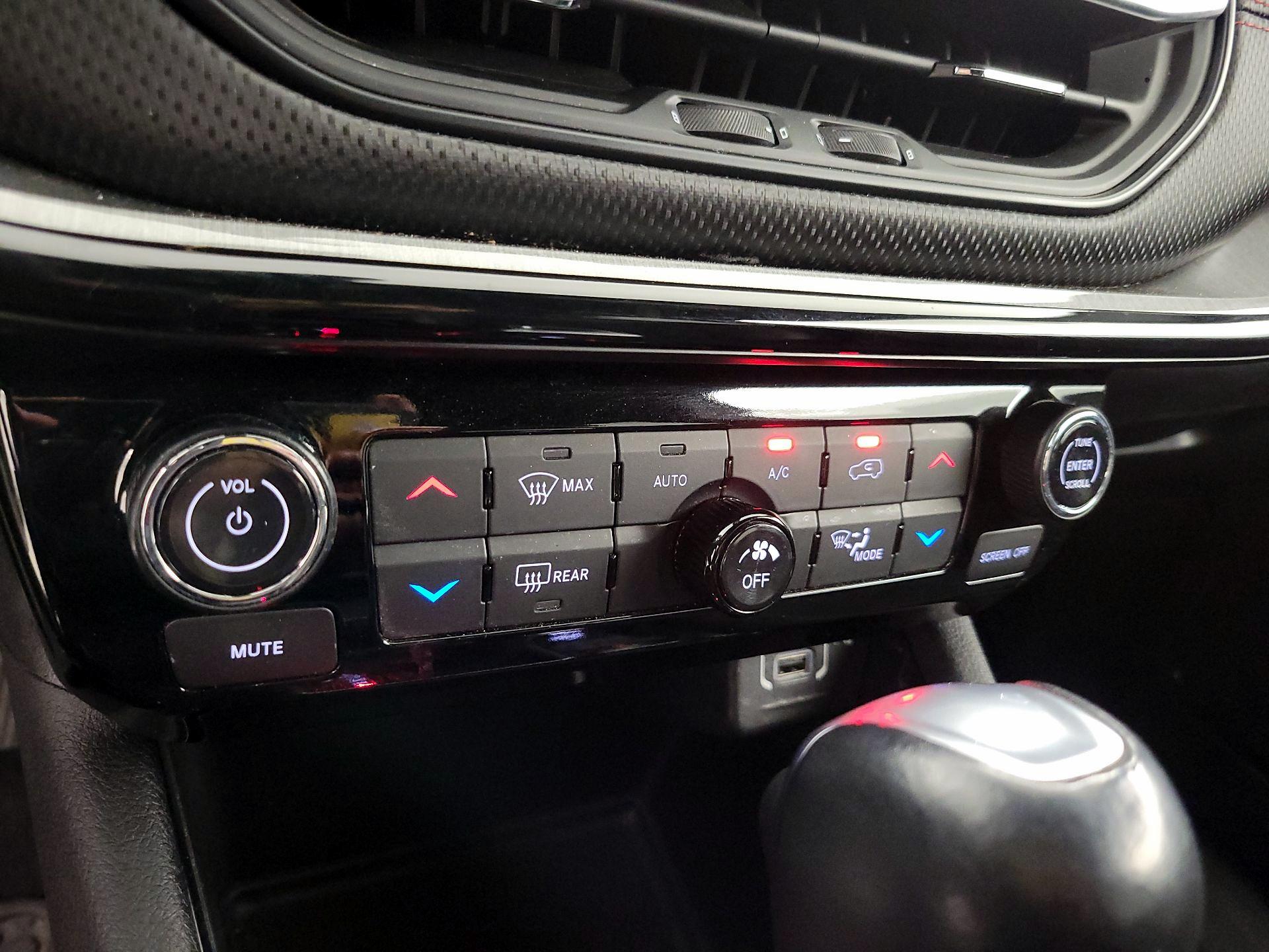 Thumbnail: 2023 Jeep Compass - 16