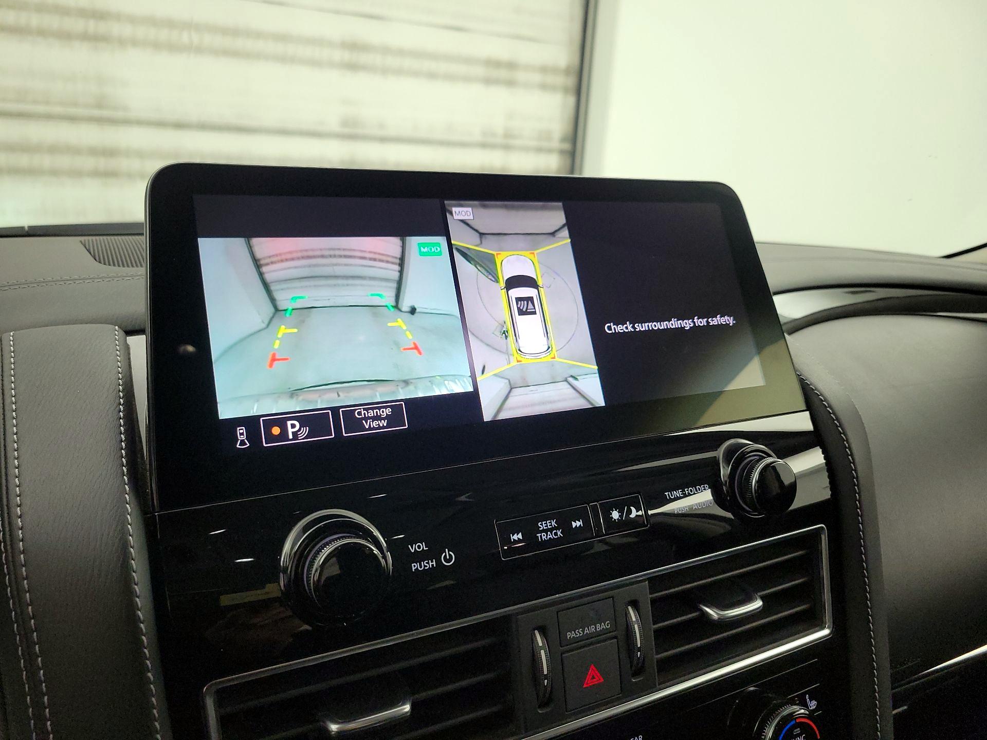 Thumbnail: 2024 INFINITI QX80 - 15