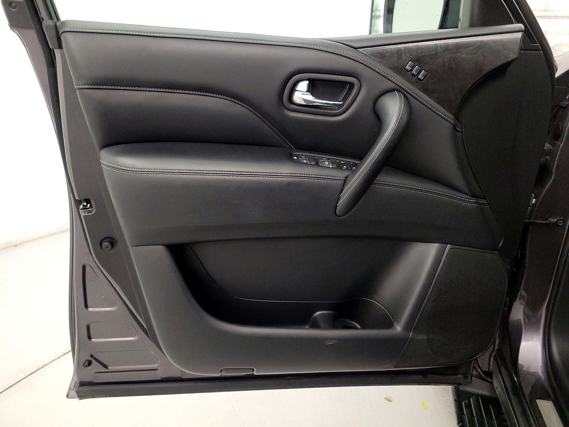 Thumbnail: 2024 INFINITI QX80 - 12