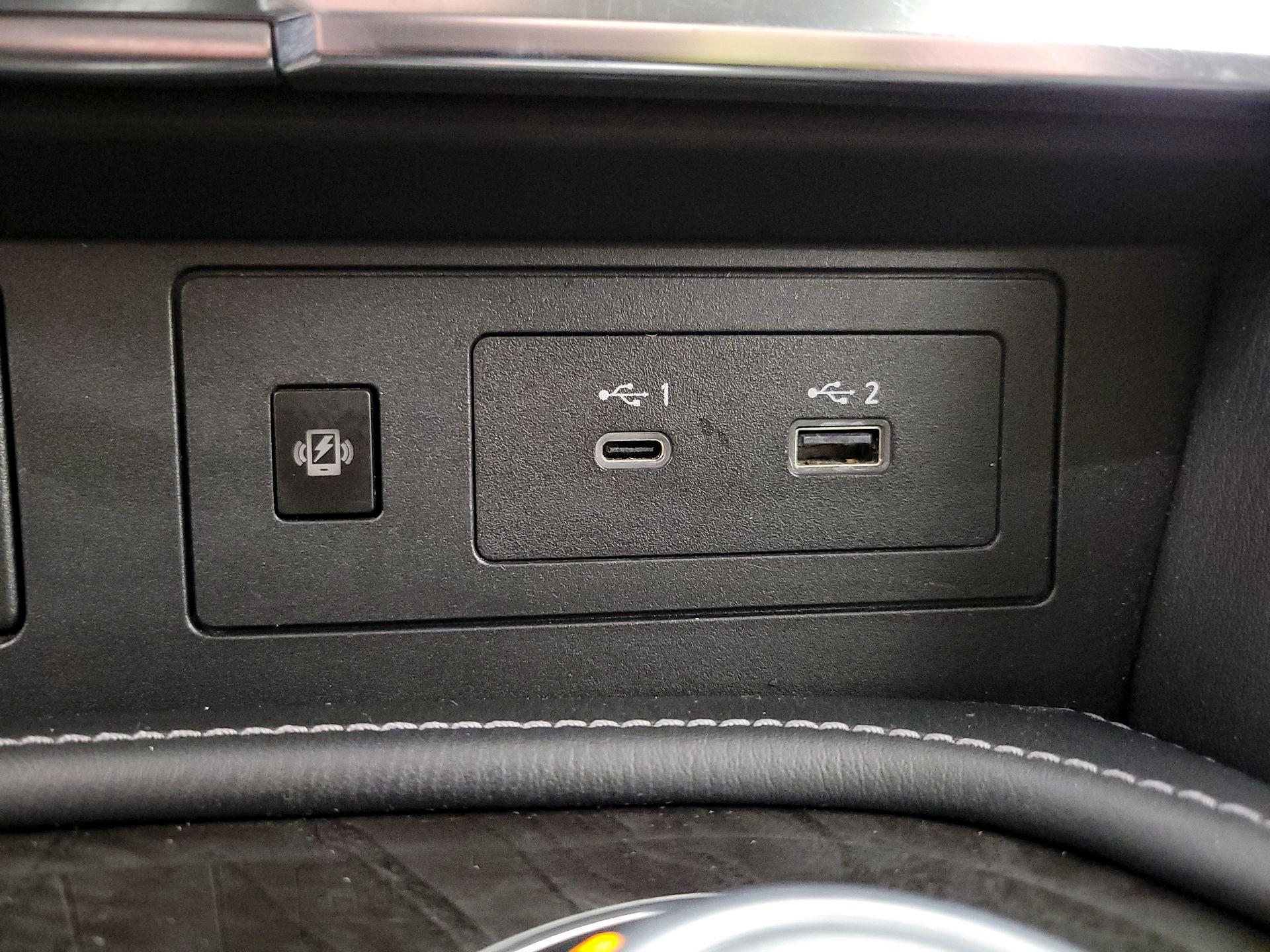 Thumbnail: 2024 INFINITI QX80 - 19